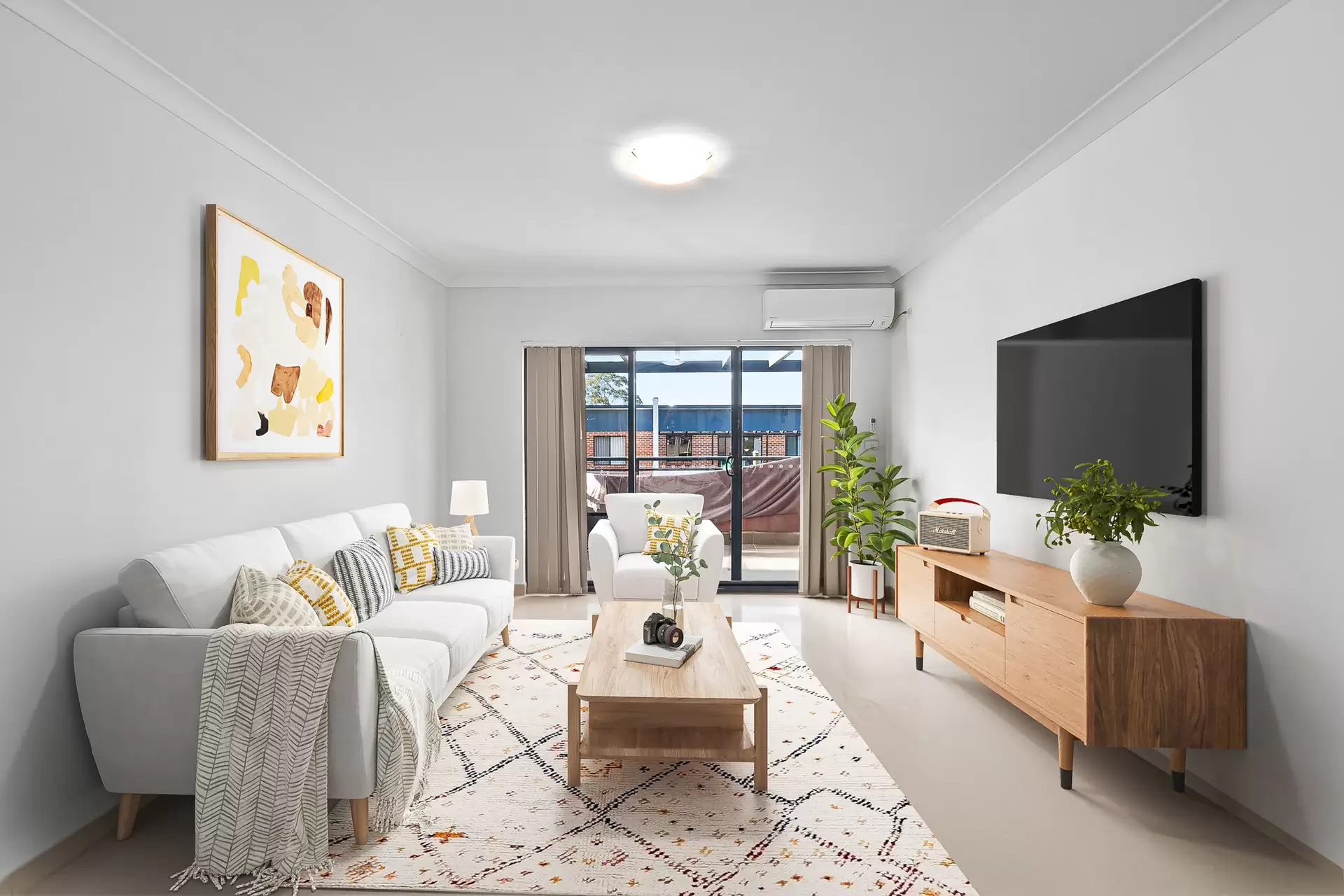 26/10-12 Wingello Street, Guildford Sold by Richard Matthews Real Estate - image 1