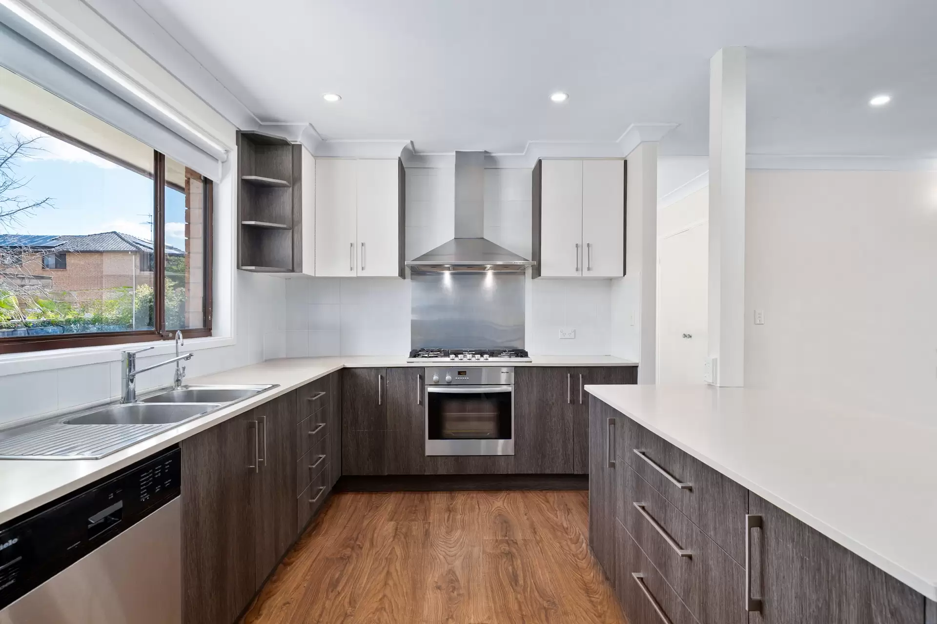 41 Dresden Avenue, Castle Hill Sold by Richard Matthews Real Estate - image 3