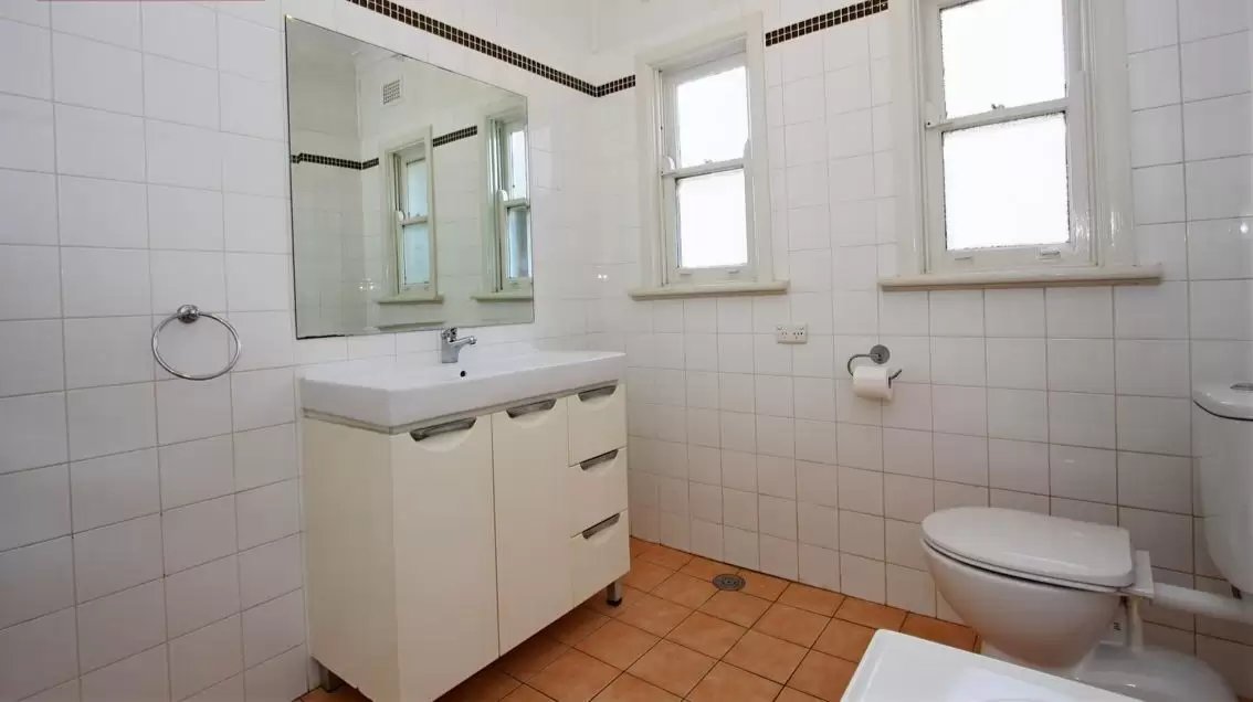 105 Carvers Road, Oyster Bay Leased by Richard Matthews Real Estate - image 7