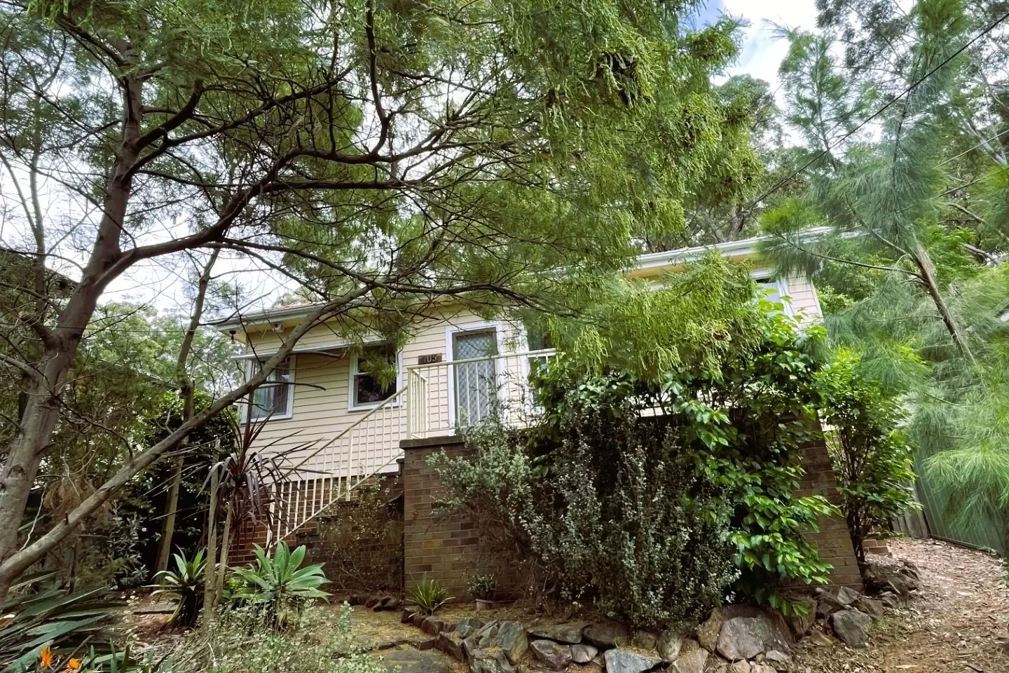 105 Carvers Road, Oyster Bay Leased by Richard Matthews Real Estate - image 1