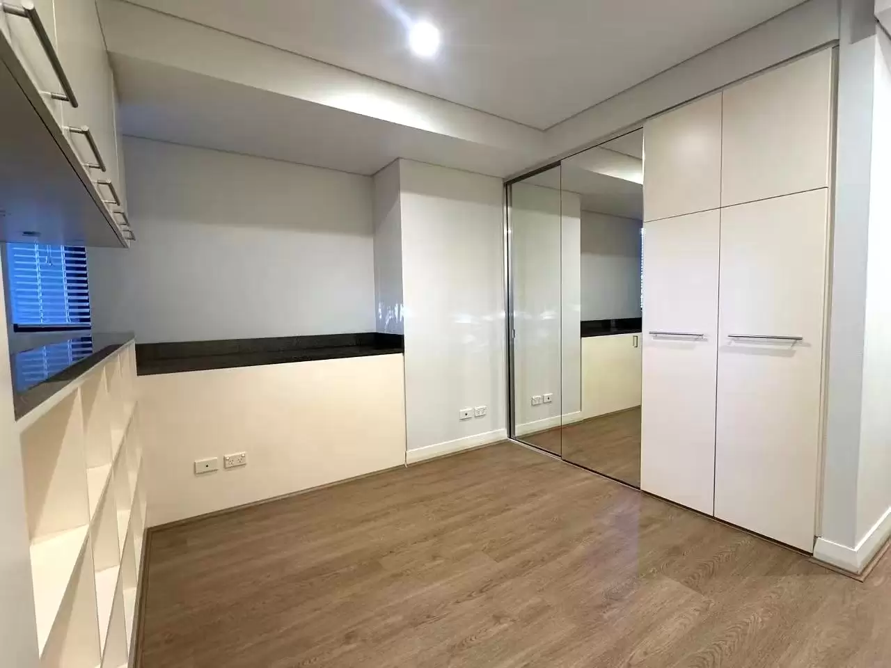 A306/24 Point Street, Pyrmont Leased by Richard Matthews Real Estate - image 3