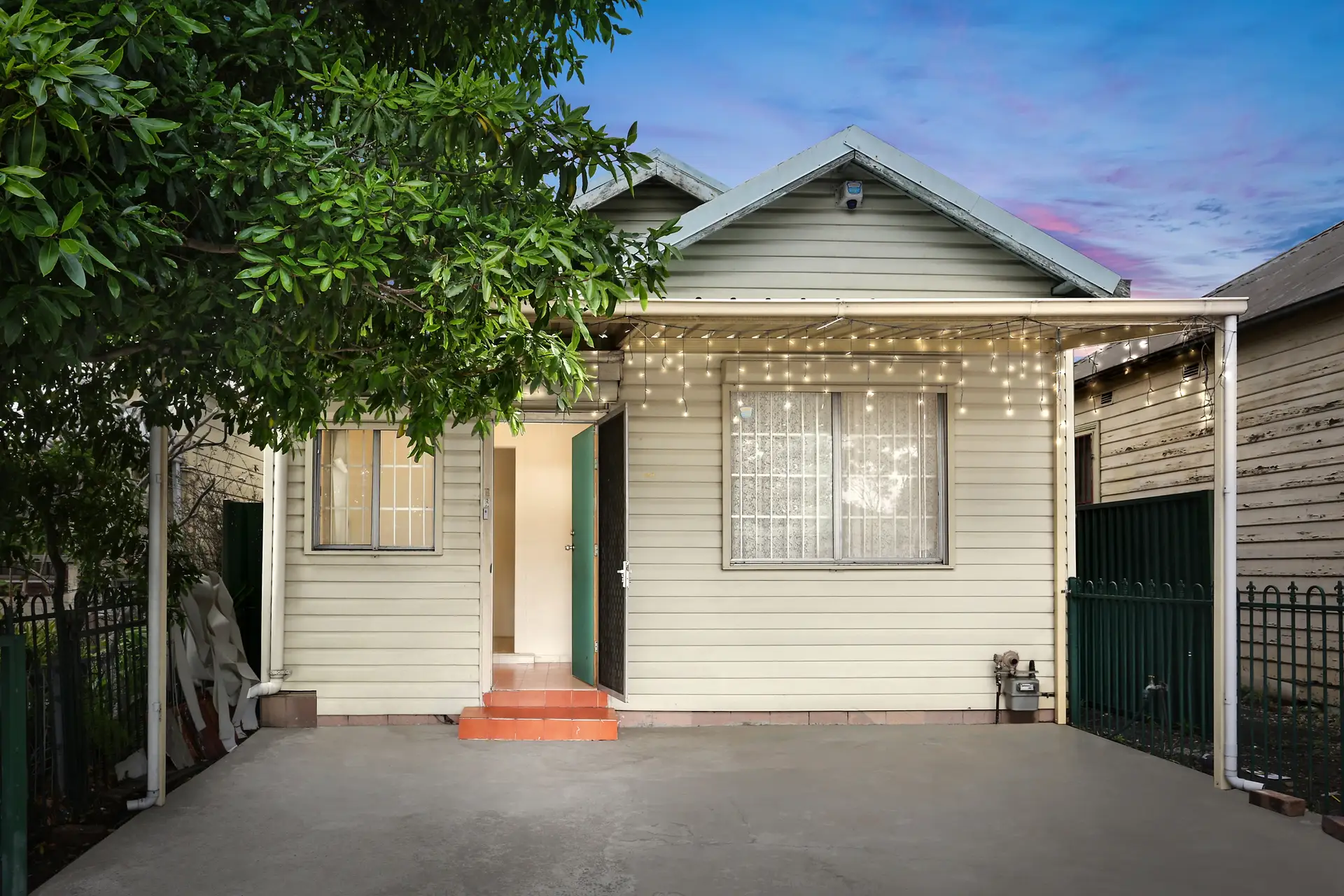 107 Woodville Road, Granville Sold by Richard Matthews Real Estate - image 1