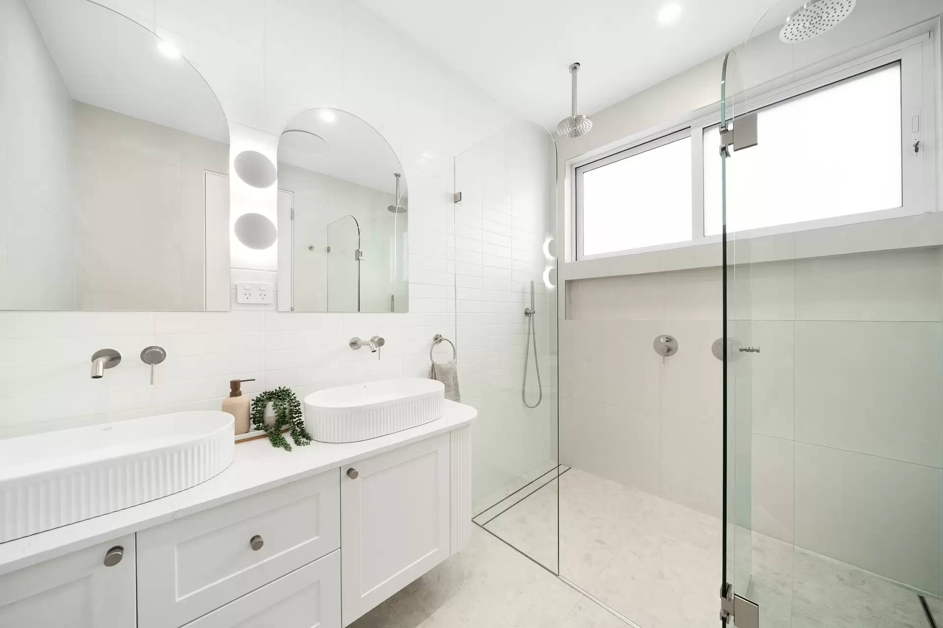 29a Oak Drive, Georges Hall Sold by Richard Matthews Real Estate - image 8