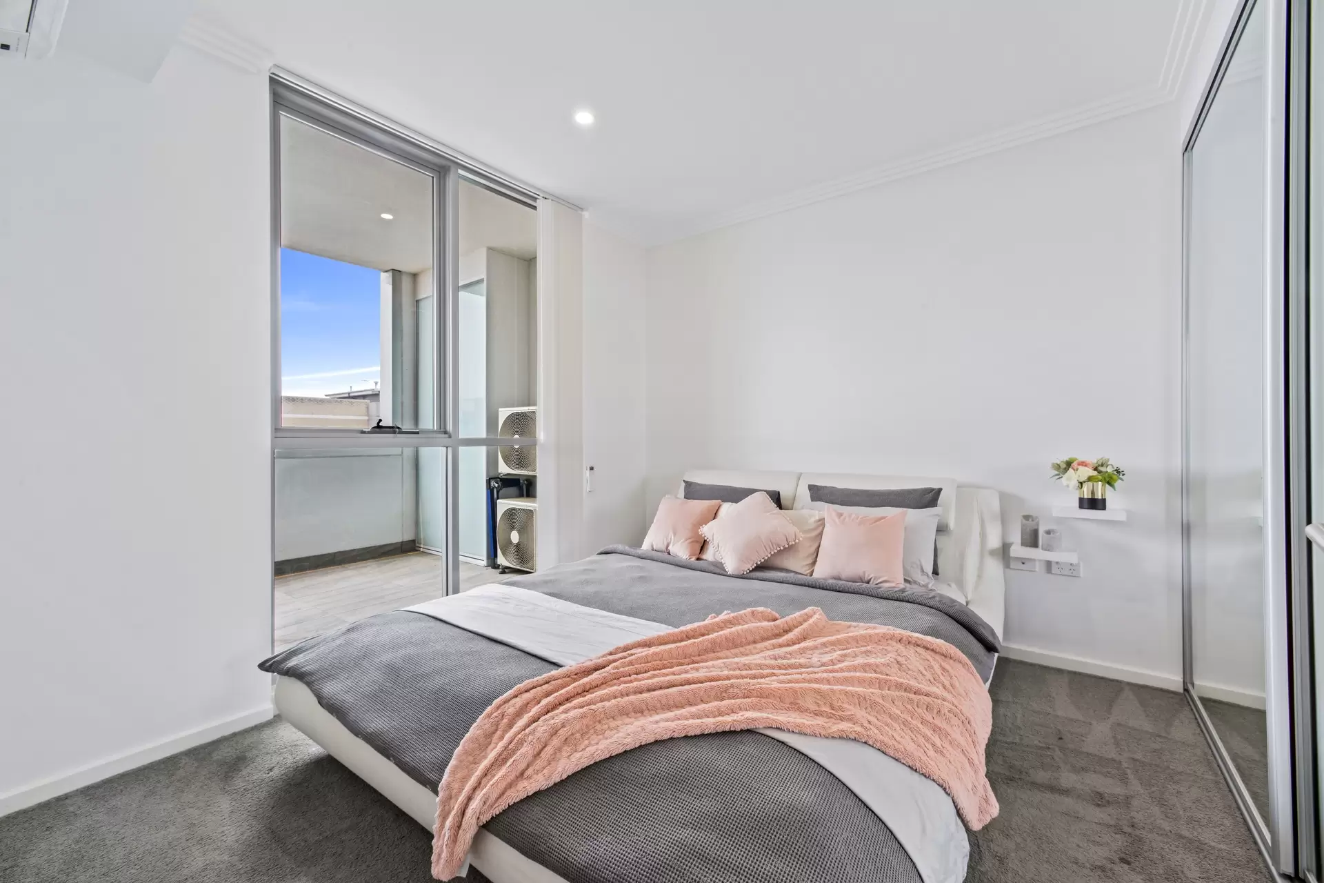 802/2 Lachlan Street, Liverpool Leased by Richard Matthews Real Estate - image 3