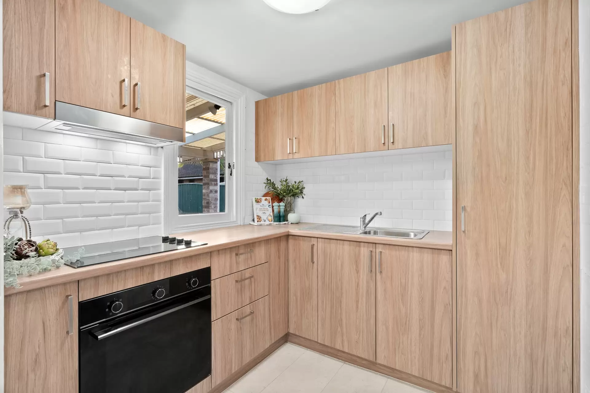 30 First Avenue, Belfield Sold by Richard Matthews Real Estate - image 5