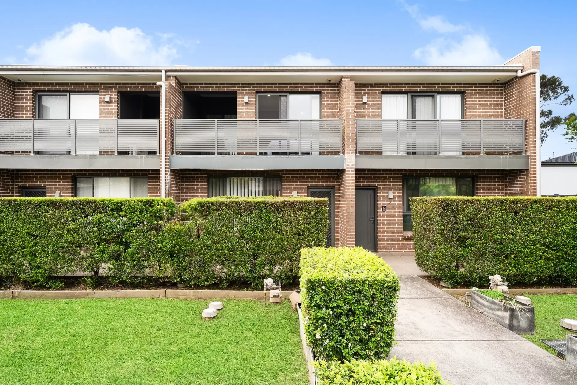7/1 Louis Street, Granville Sold by Richard Matthews Real Estate - image 2