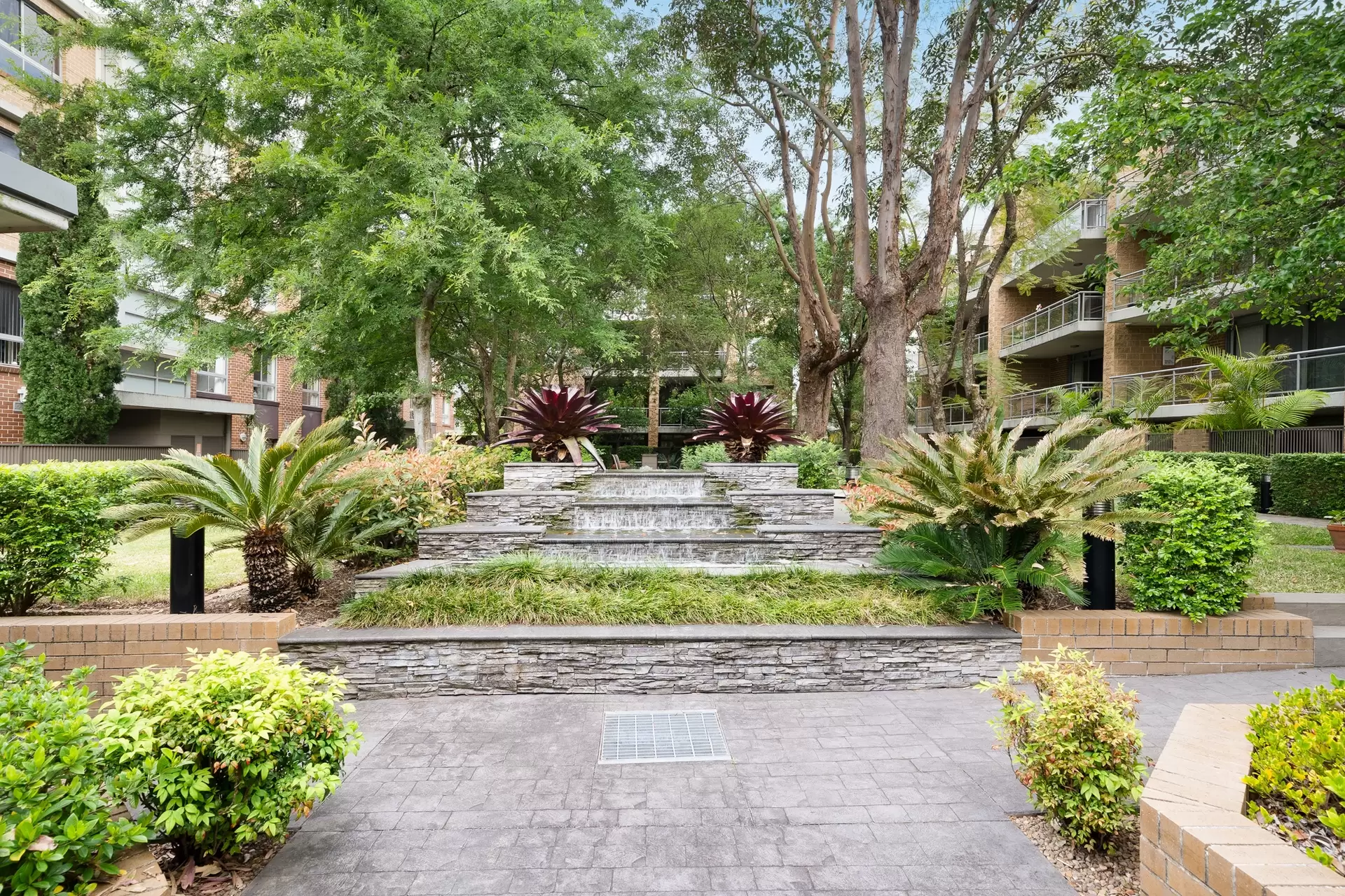 6/33-39 Cecil Avenue, Castle Hill Sold by Richard Matthews Real Estate - image 1