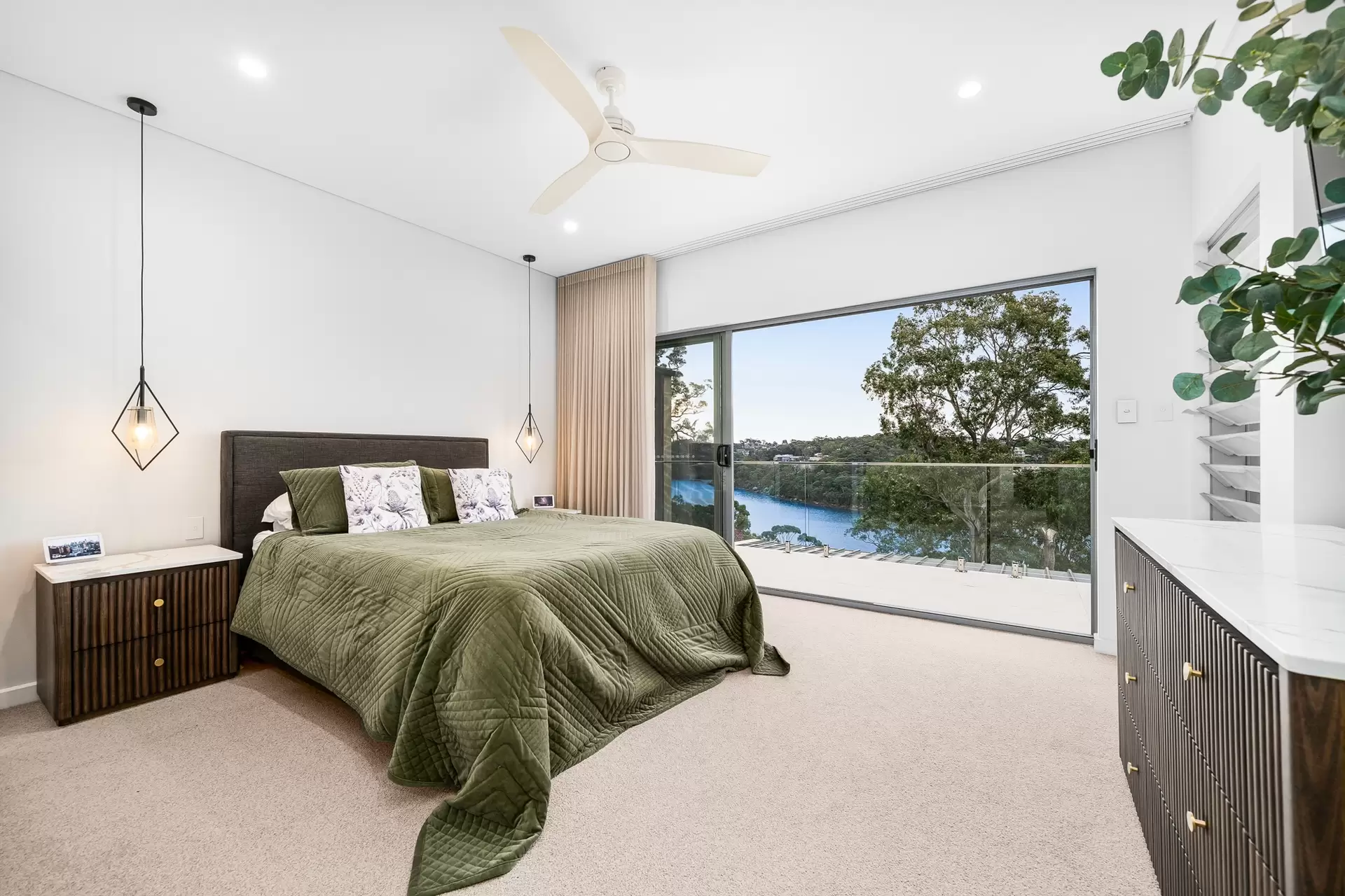 101 Fowler Road, Illawong Sold by Richard Matthews Real Estate - image 7