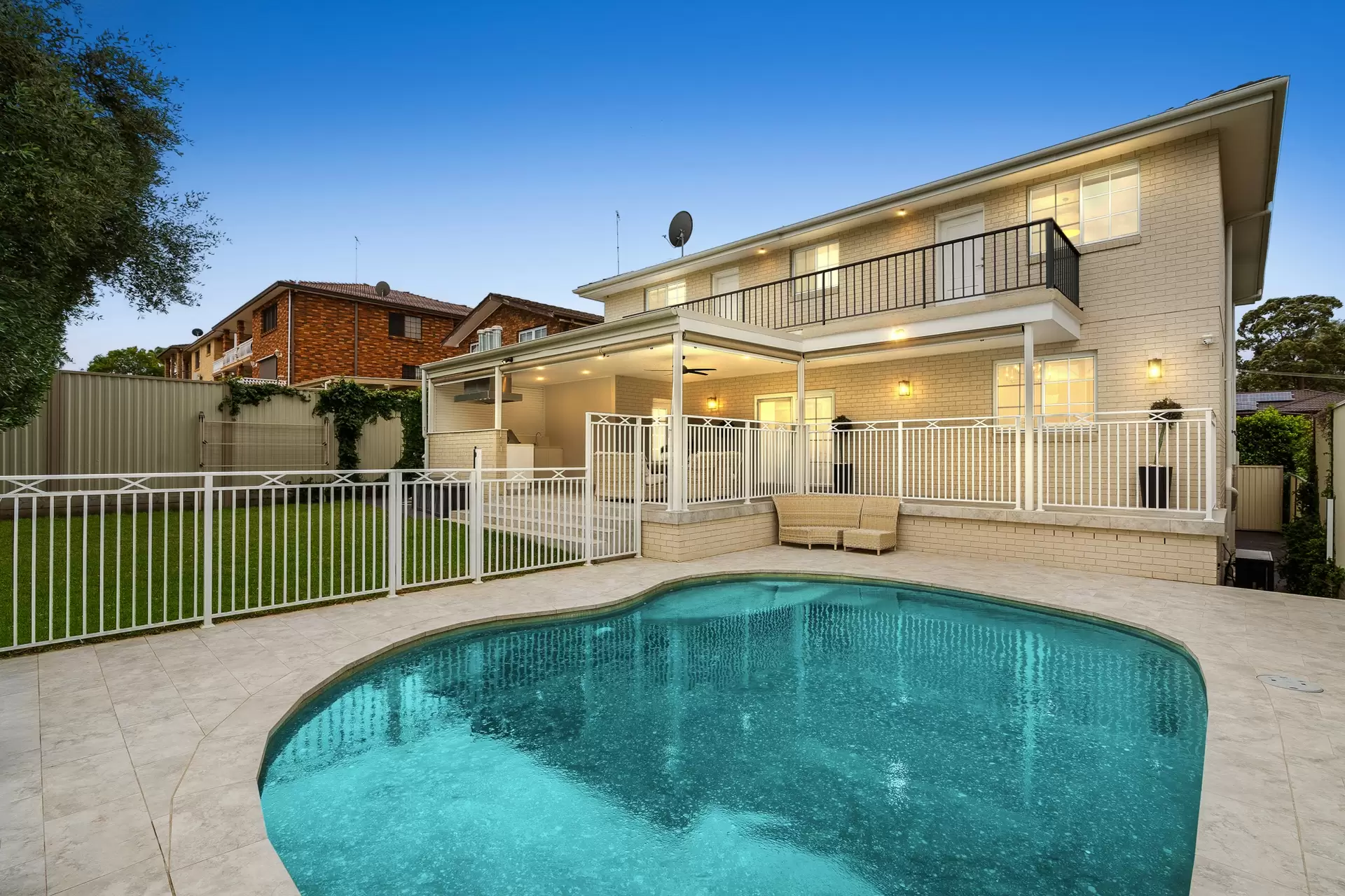 12 Balmoral Crescent, Georges Hall Sold by Richard Matthews Real Estate - image 10