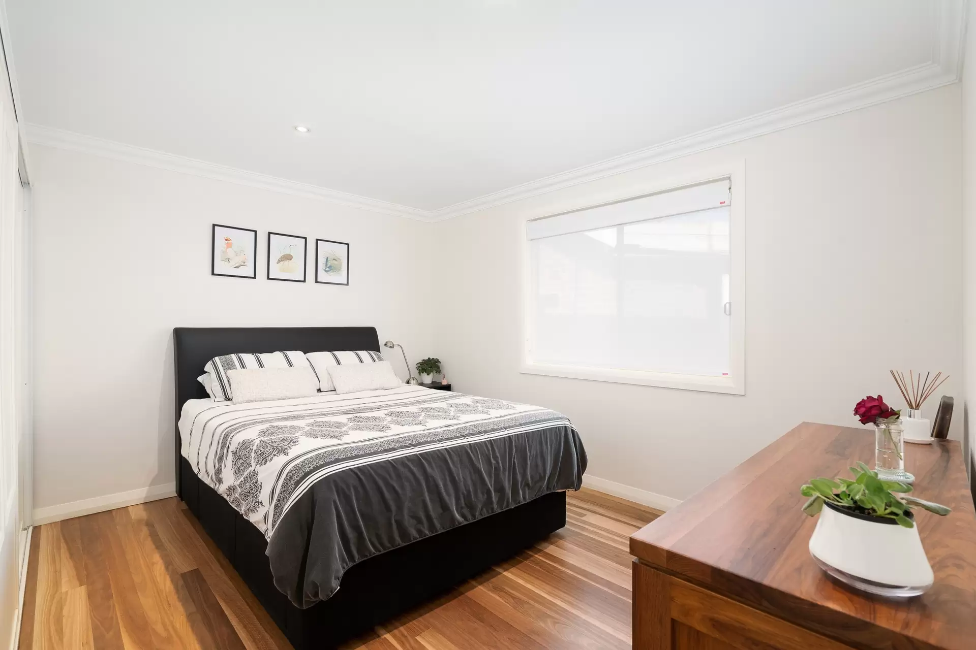 16 Seymour Parade, Belfield Sold by Richard Matthews Real Estate - image 4