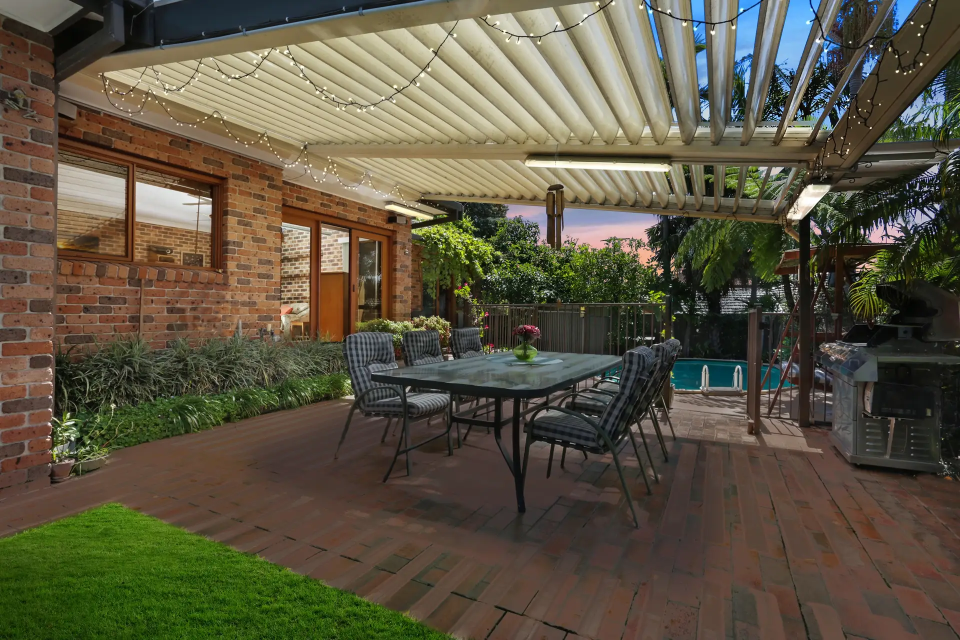 30 Foley Street, Georges Hall Sold by Richard Matthews Real Estate - image 7