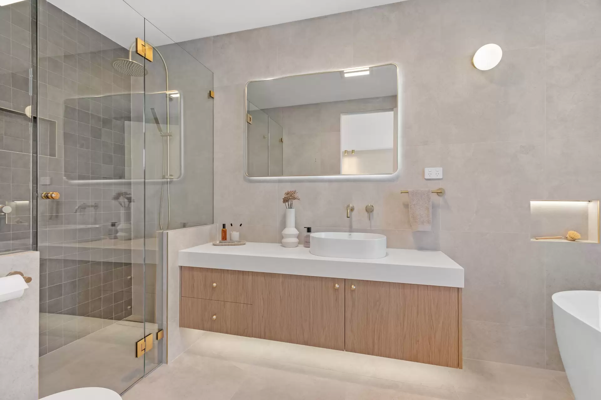 5B Allena Close, Georges Hall Sold by Richard Matthews Real Estate - image 16