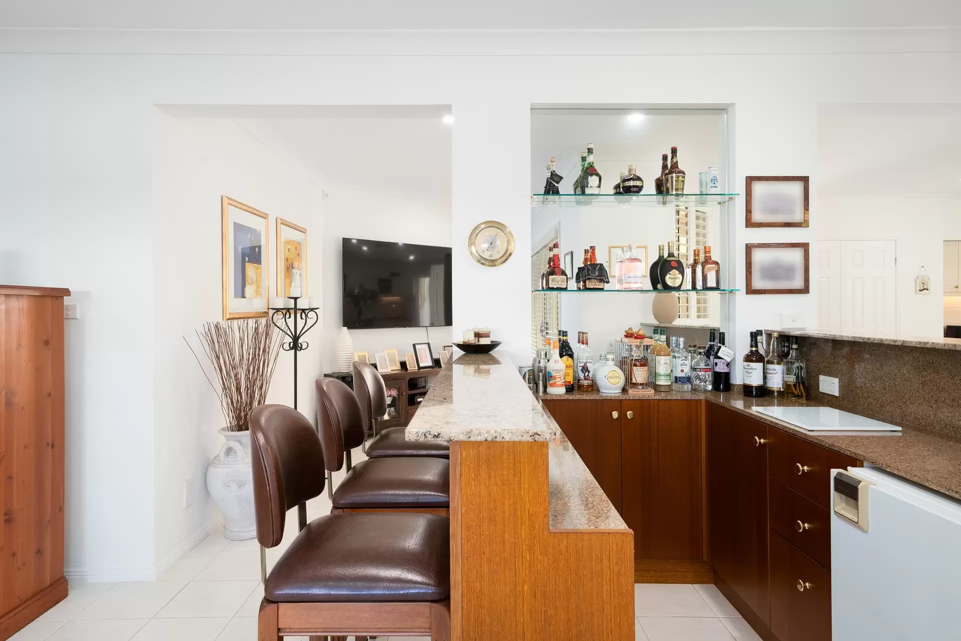6 Gretta Place, Kellyville Sold by Richard Matthews Real Estate - image 6