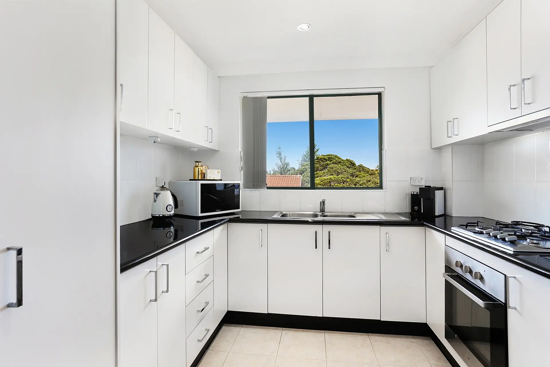 27/40 Chertsey Avenue, Bankstown Sold by Richard Matthews Real Estate - image 2