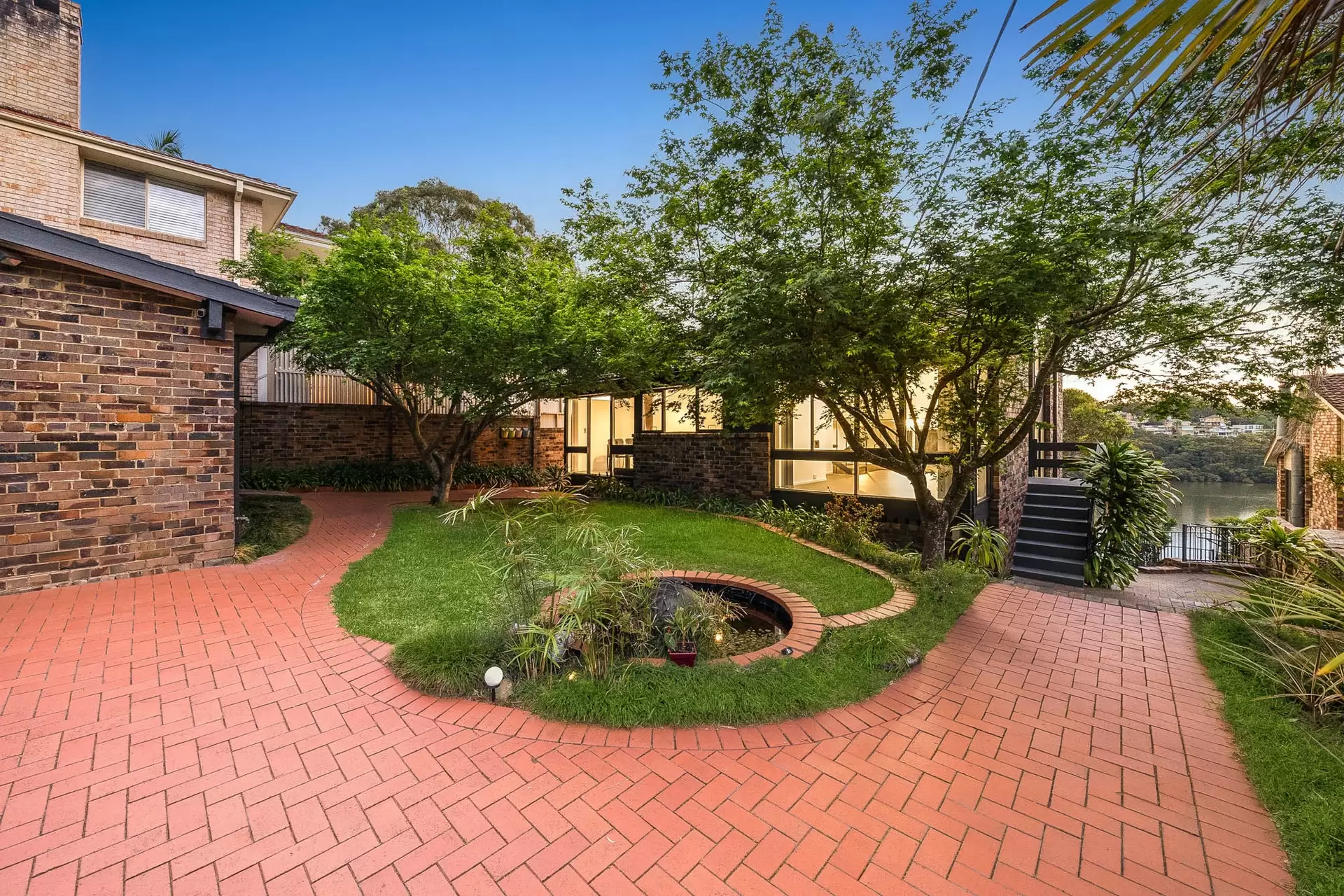 89 Fowler Road, Illawong Sold by Richard Matthews Real Estate - image 14