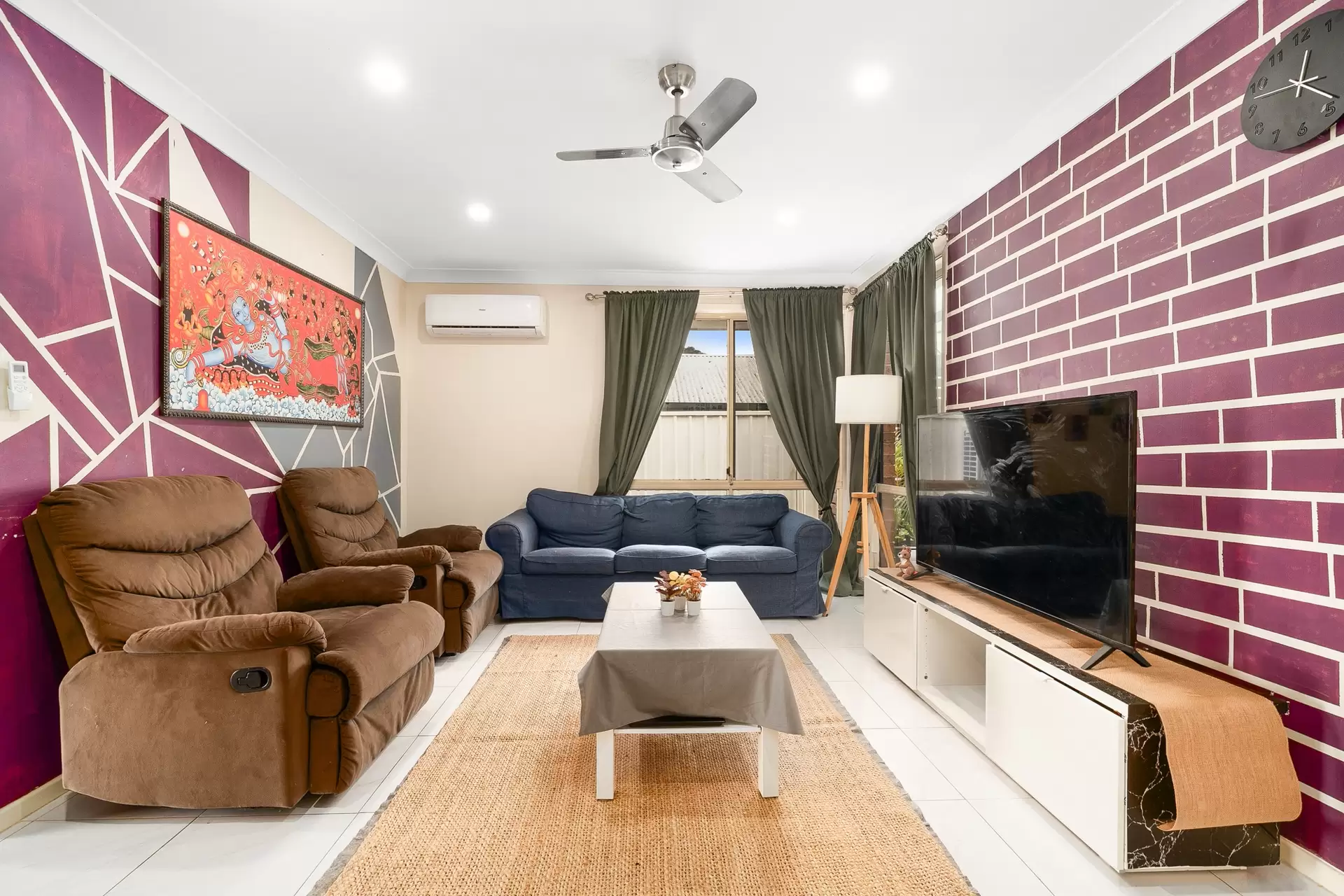 6 Wallaby Close, Blacktown Sold by Richard Matthews Real Estate - image 2