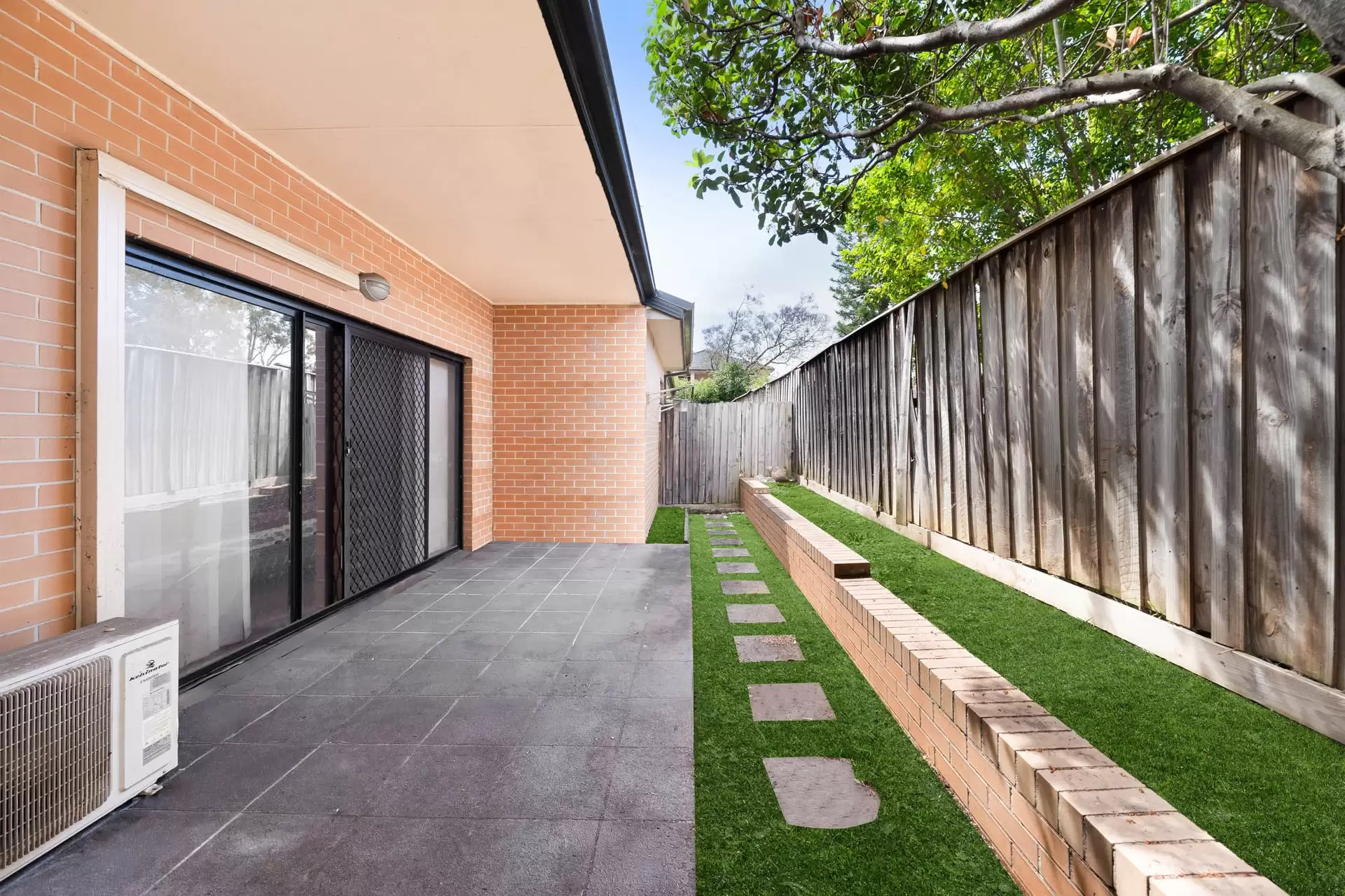 4/8 Haig Avenue, Georges Hall Sold by Richard Matthews Real Estate - image 5