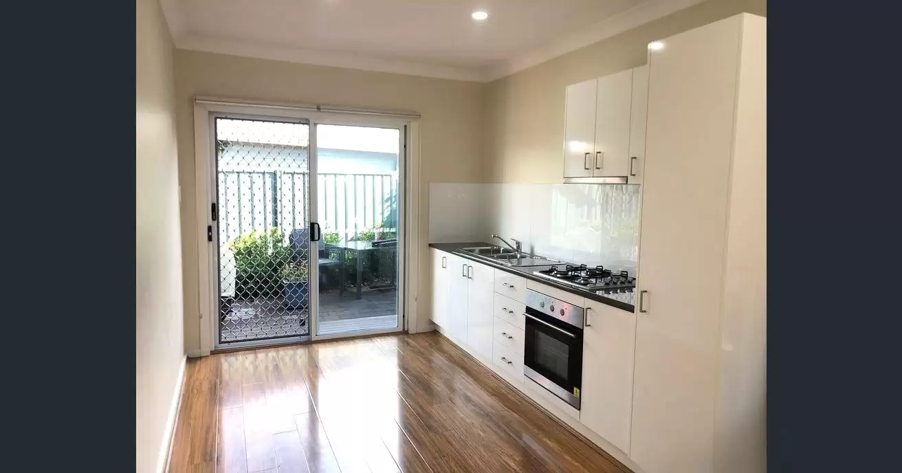8A Fuchsia Crescent, Quakers Hill Leased by Richard Matthews Real Estate - image 3