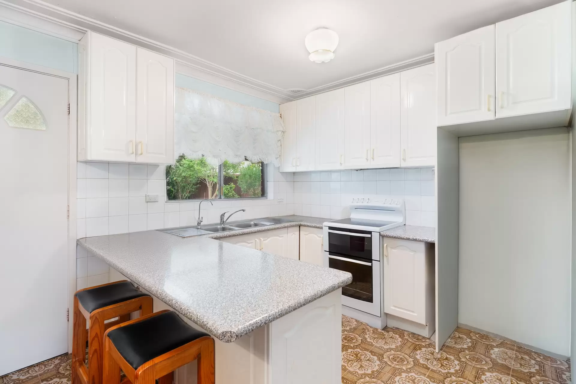 16 Philip Street, Blacktown Sold by Richard Matthews Real Estate - image 2