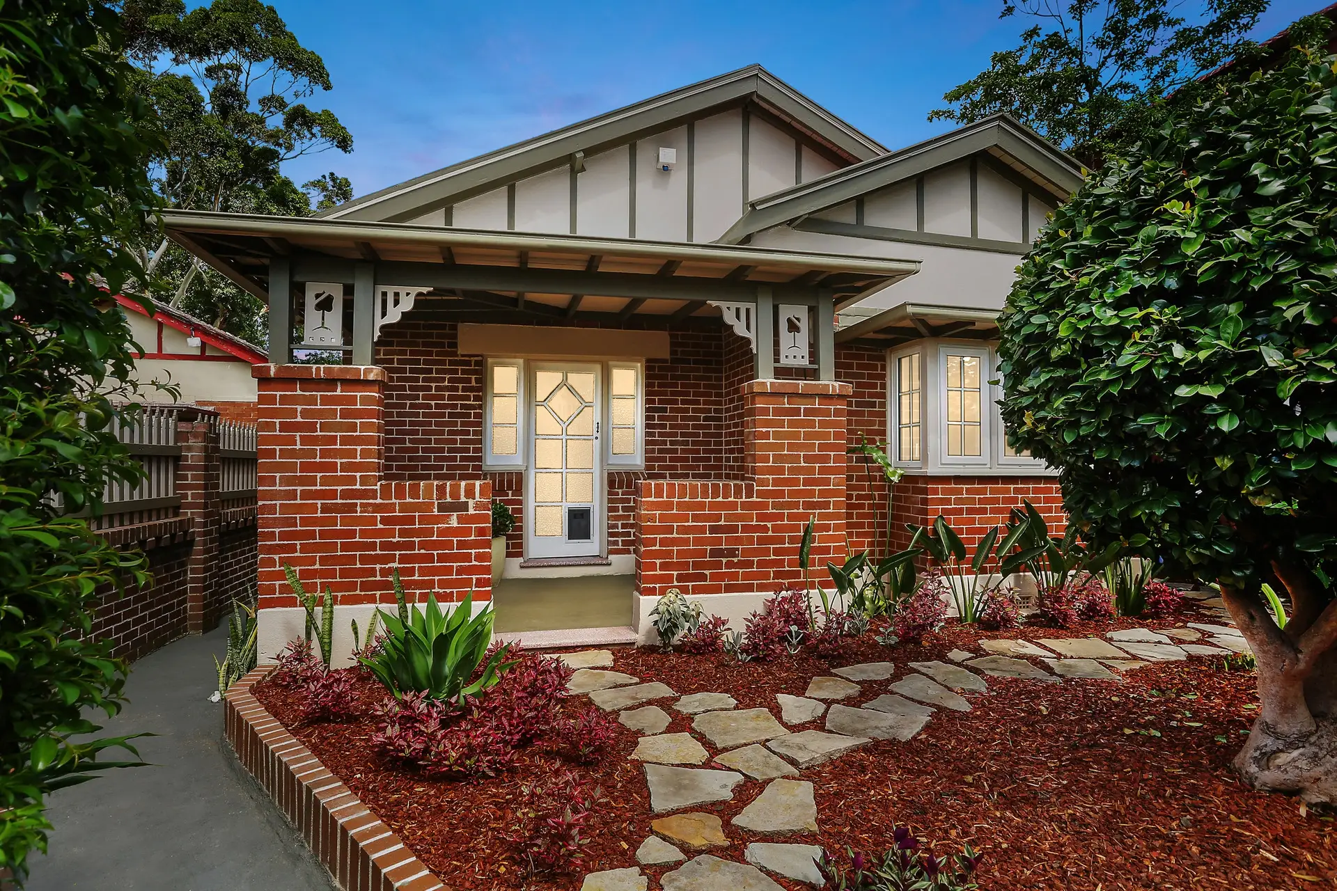 10 Liverpool Road, Summer Hill Sold by Richard Matthews Real Estate - image 2