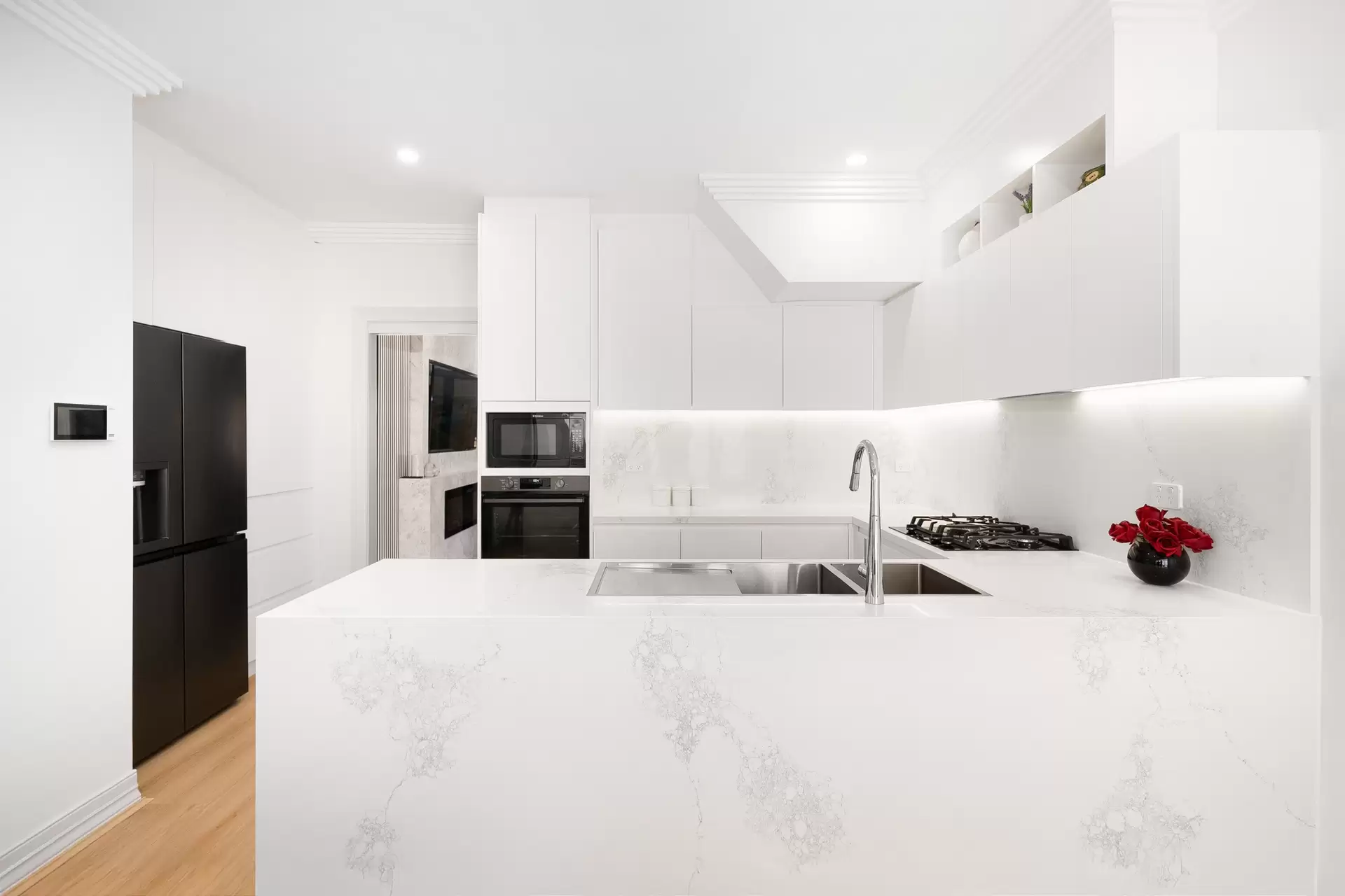5/15 Hishion Place, Georges Hall Sold by Richard Matthews Real Estate - image 2