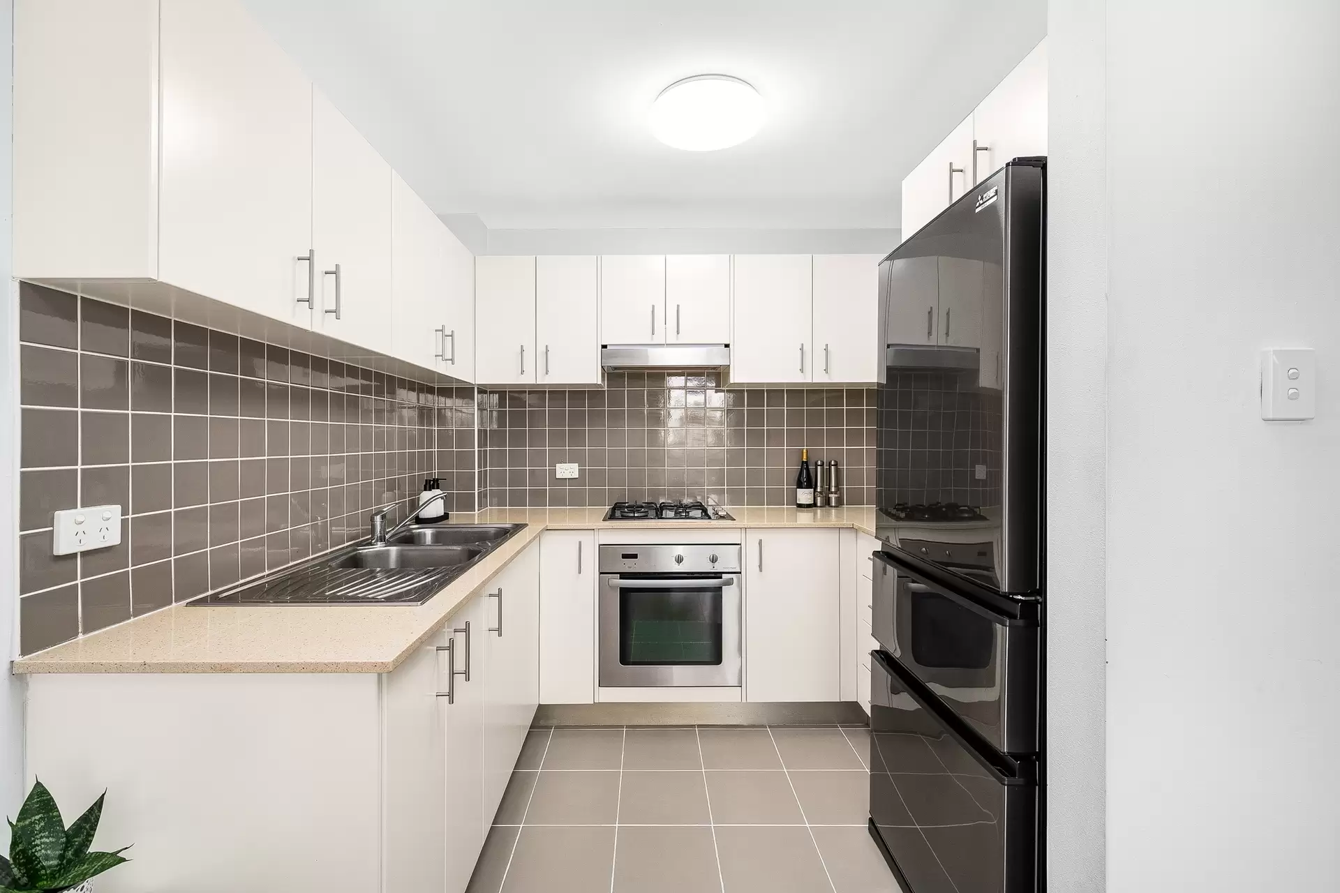 20/45 Eastbourne Road, Homebush West Sold by Richard Matthews Real Estate - image 4