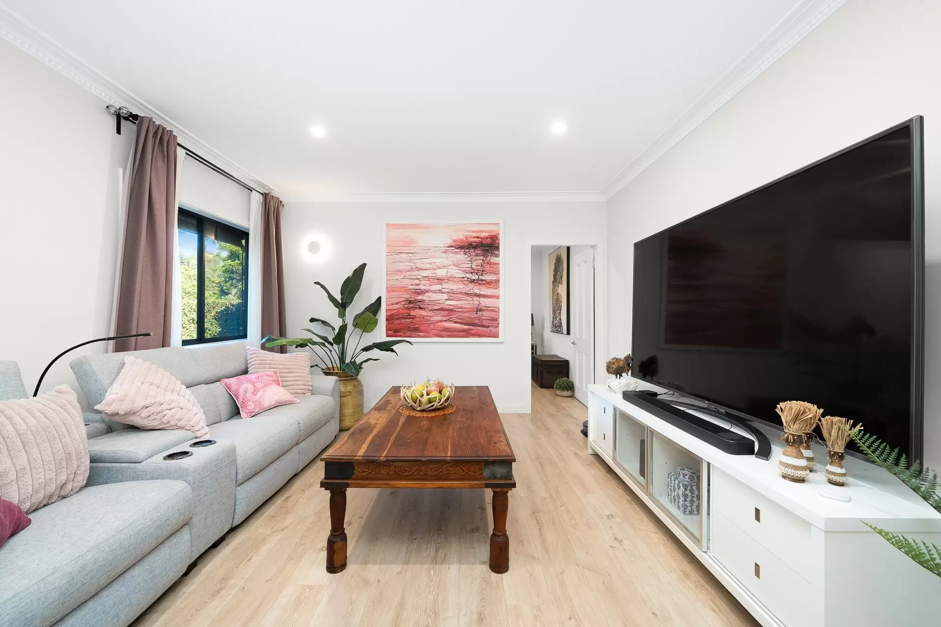 64 Moxhams Road, Winston Hills Sold by Richard Matthews Real Estate - image 9