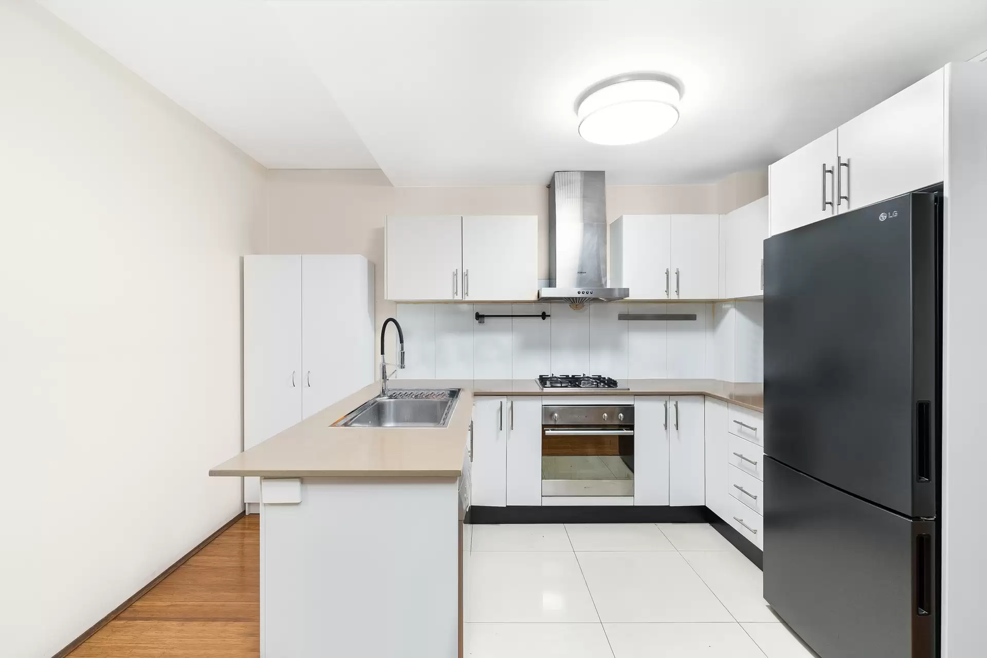 9/39-45 Powell Street, Homebush Sold by Richard Matthews Real Estate - image 3