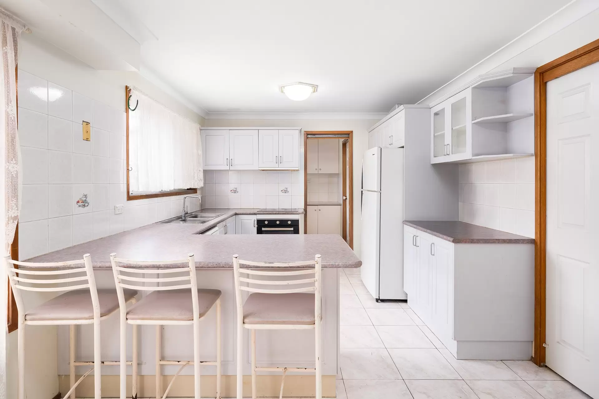 16 Keswick Street, Georges Hall Sold by Richard Matthews Real Estate - image 4