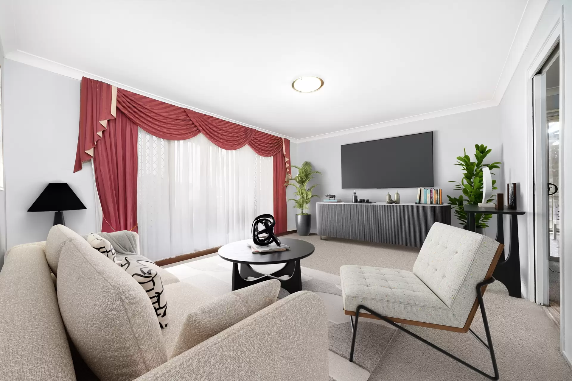 41 Oak Drive, Georges Hall Leased by Richard Matthews Real Estate - image 2
