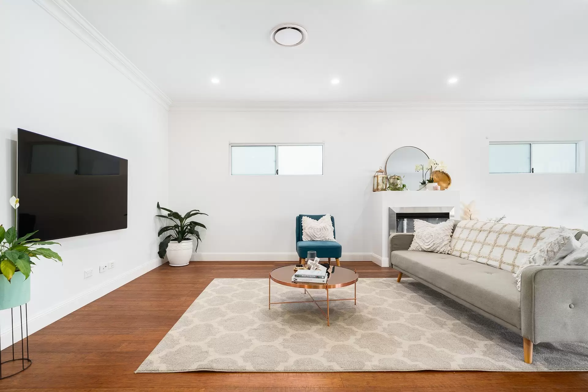 12 Roseview Avenue, Roselands Sold by Richard Matthews Real Estate - image 3