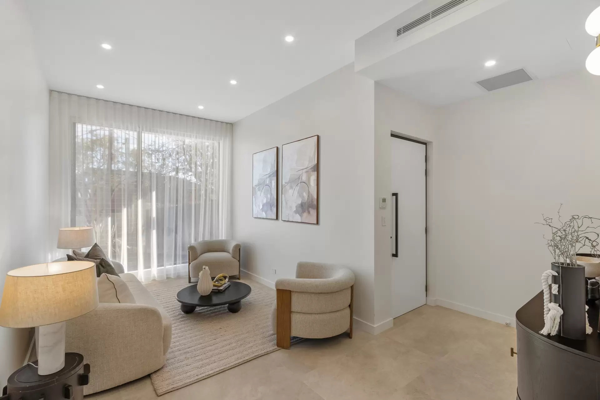 5A Allena Close, Georges Hall Sold by Richard Matthews Real Estate - image 4