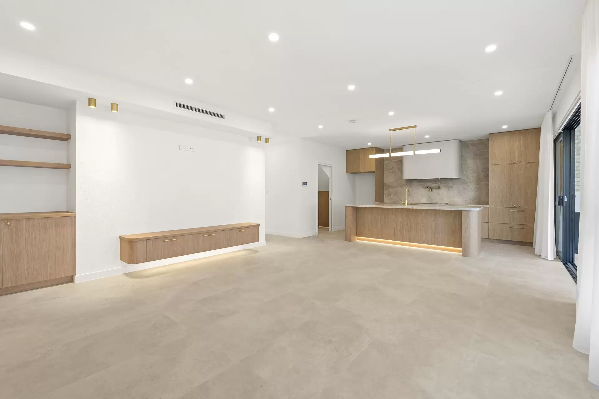 5A Allena Close, Georges Hall Sold by Richard Matthews Real Estate - image 7