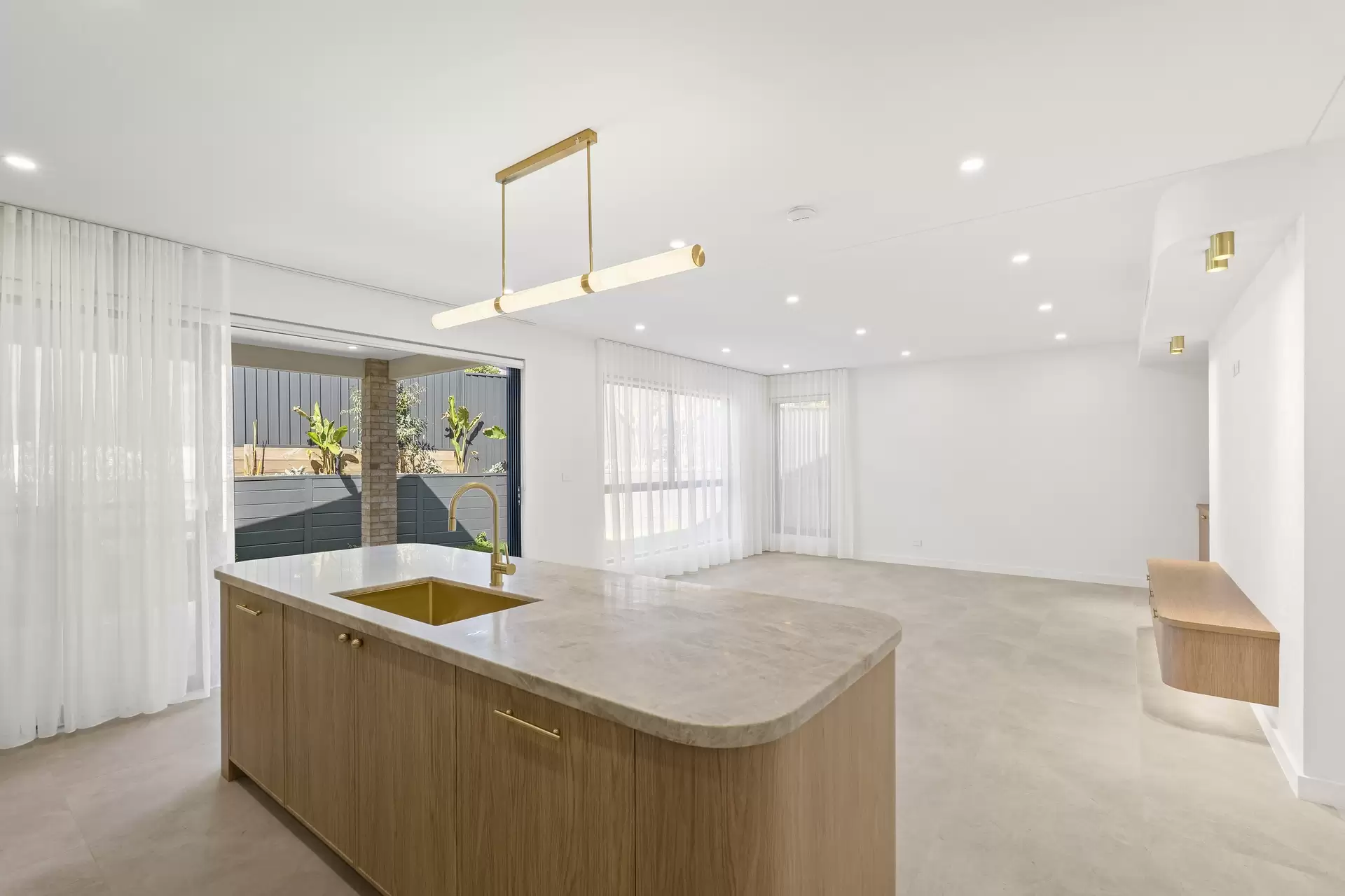 5A Allena Close, Georges Hall Sold by Richard Matthews Real Estate - image 10