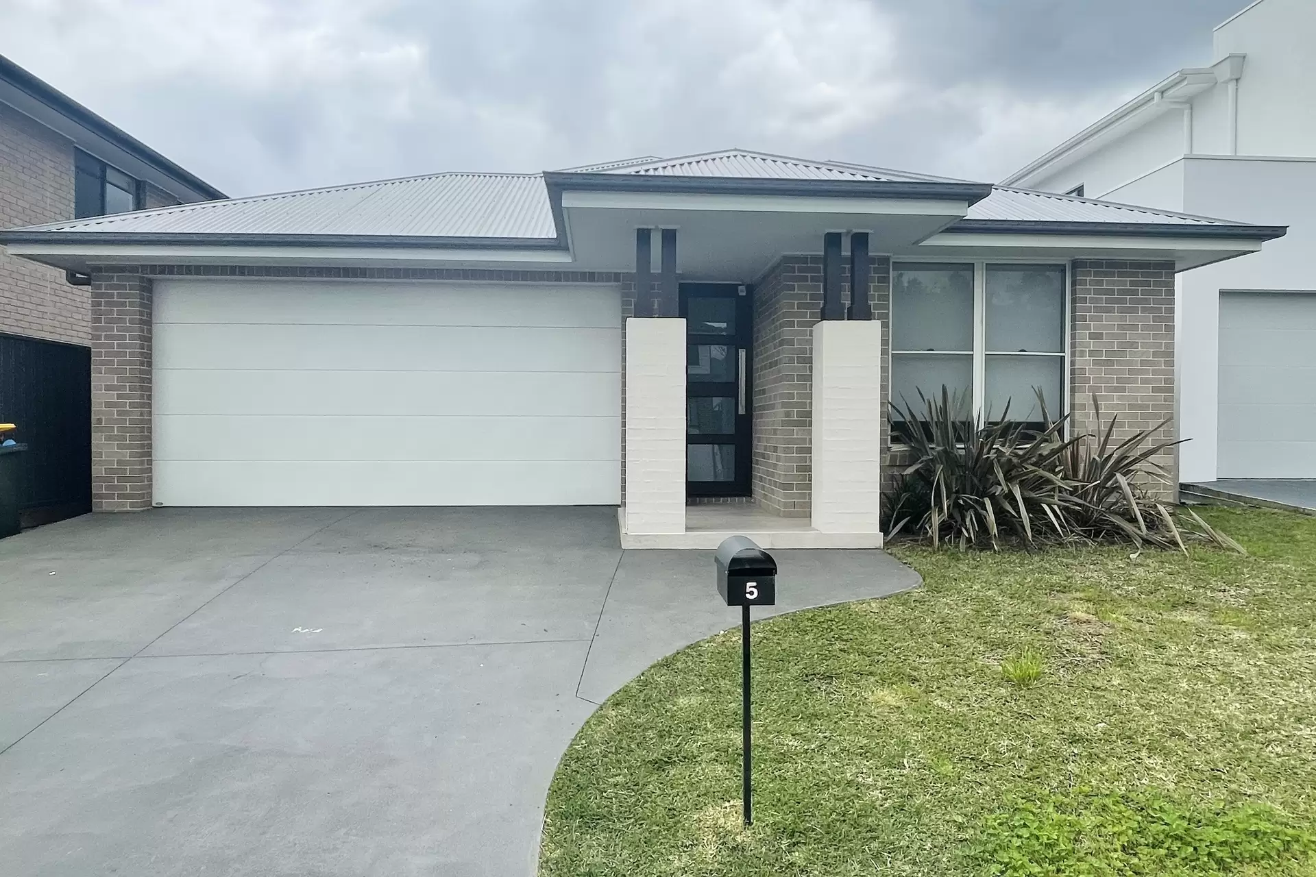 5 Avocet Circuit, Marsden Park Leased by Richard Matthews Real Estate - image 1