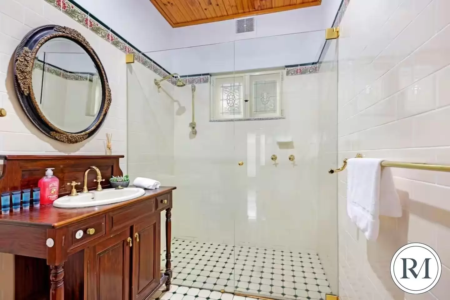 11 Nicholas Avenue, Campsie For Sale by Richard Matthews Real Estate - image 8
