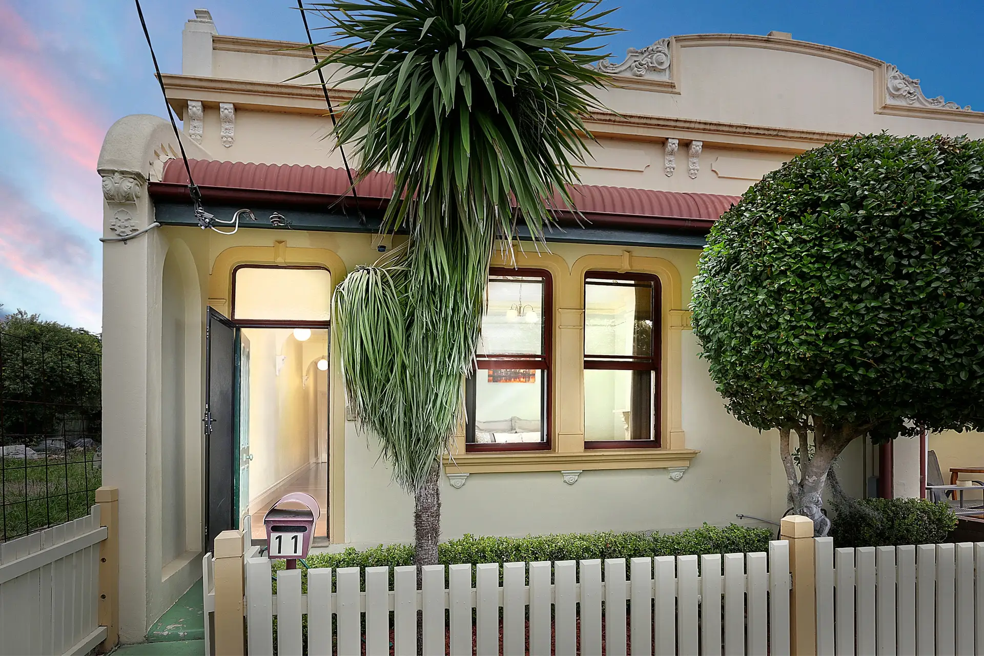 11 Archer Street, Burwood Sold by Richard Matthews Real Estate - image 1