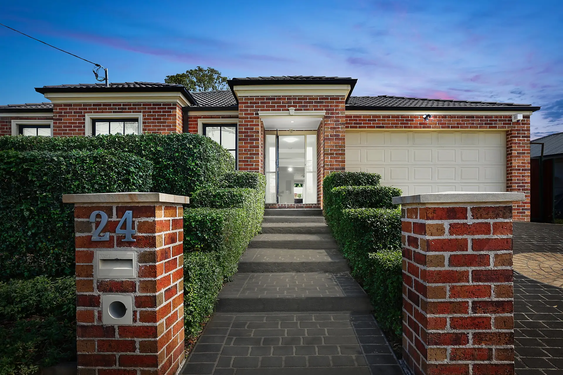 24 Kaluga Street, Busby Sold by Richard Matthews Real Estate - image 1