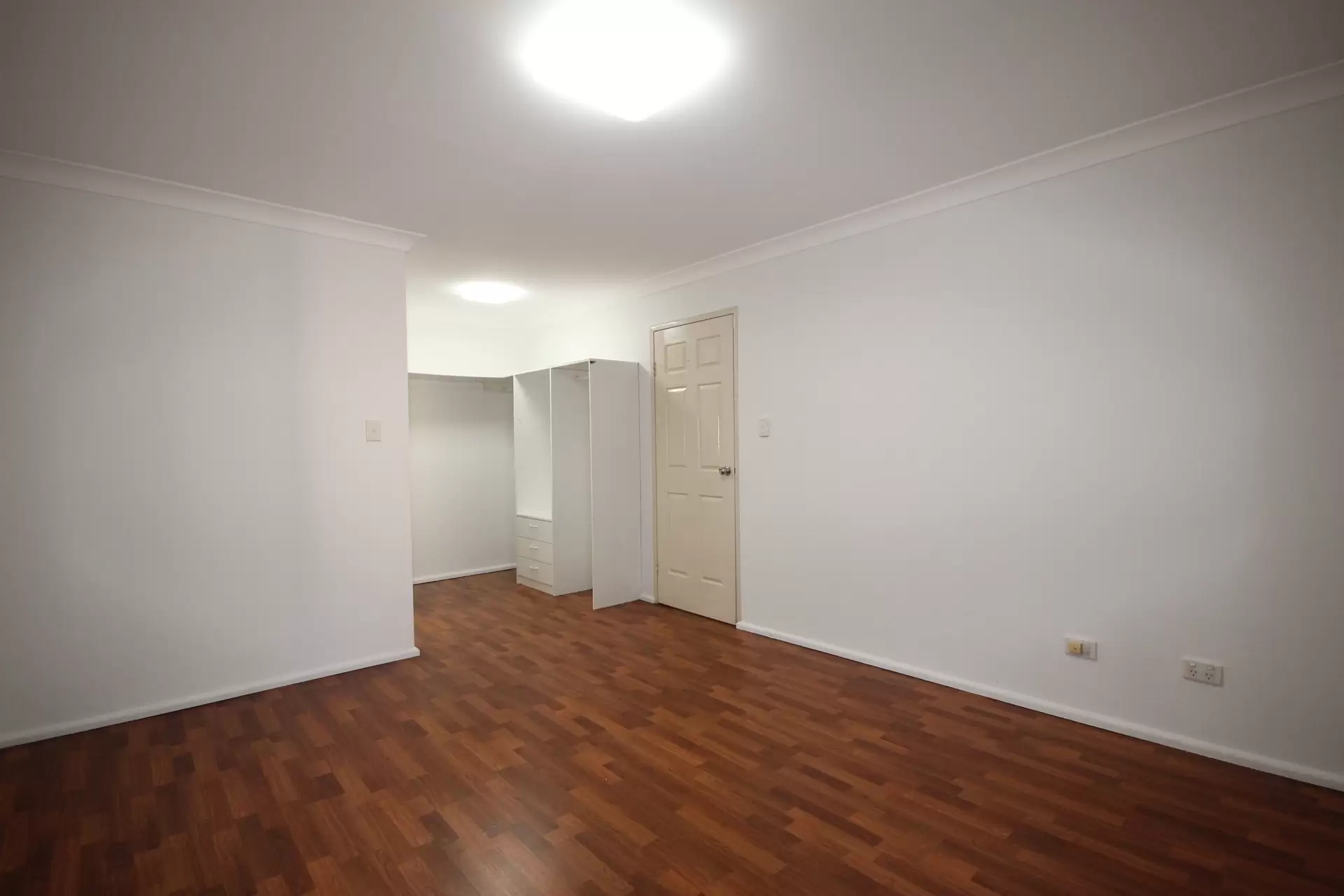19/45-49 Hall Street, Auburn Leased by Richard Matthews Real Estate - image 2