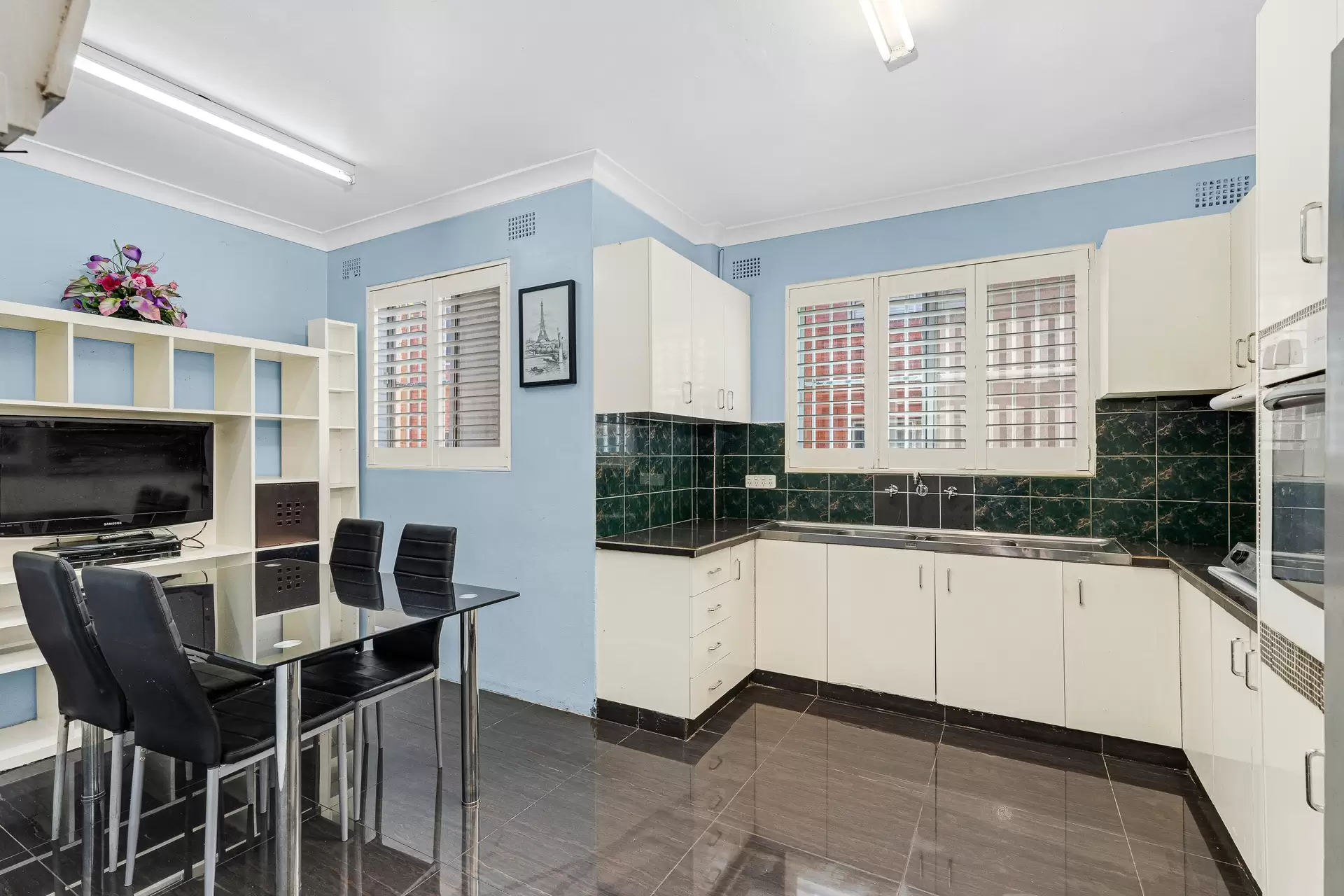 2/33 Cornelia Street, Wiley Park Leased by Richard Matthews Real Estate - image 1