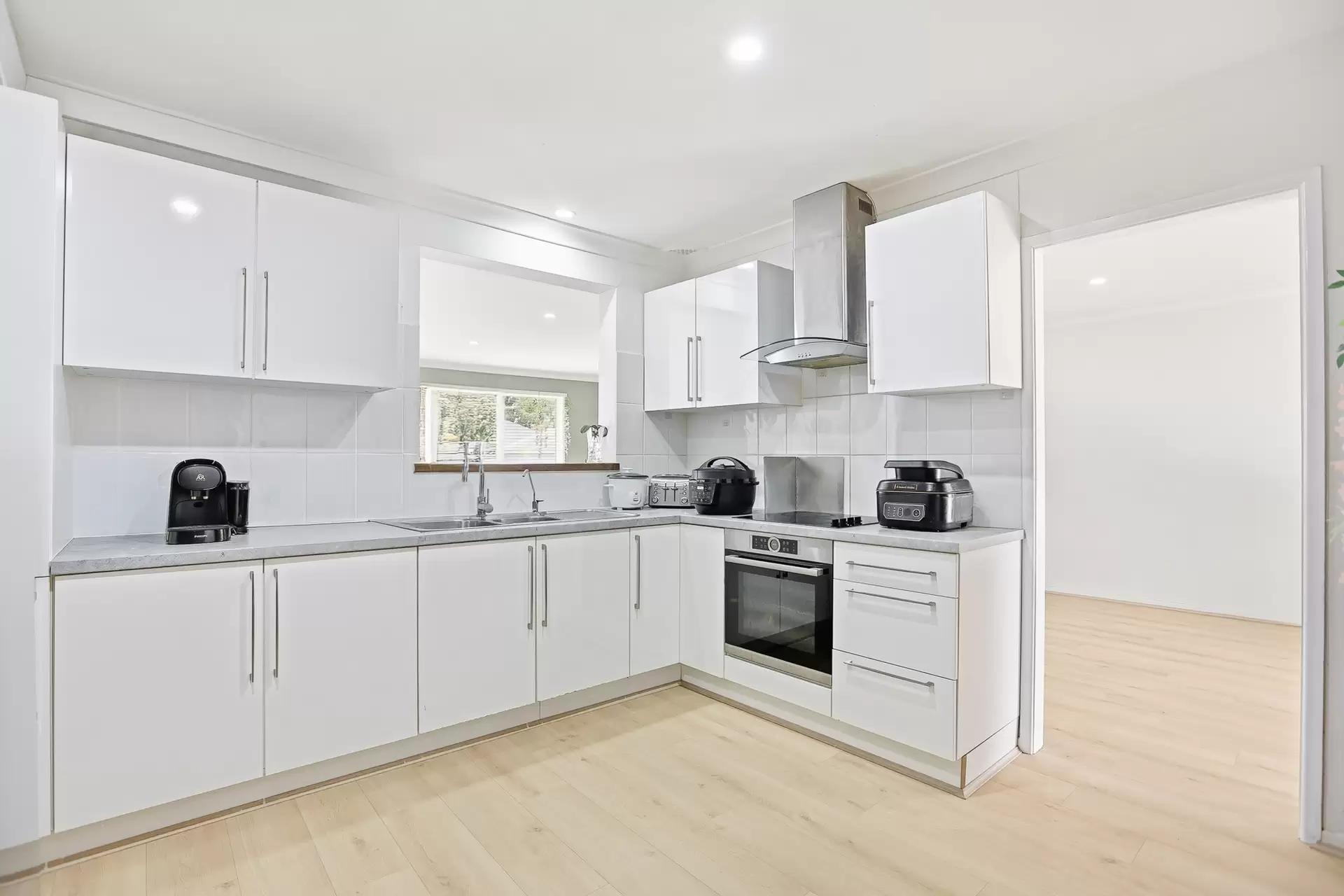 32 Orwell Street, Blacktown Sold by Richard Matthews Real Estate - image 4
