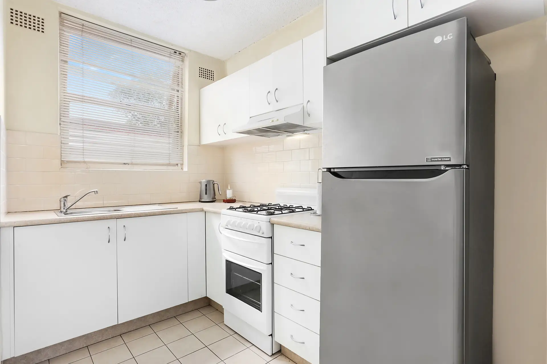 27/151a Smith Street, Summer Hill Sold by Richard Matthews Real Estate - image 2