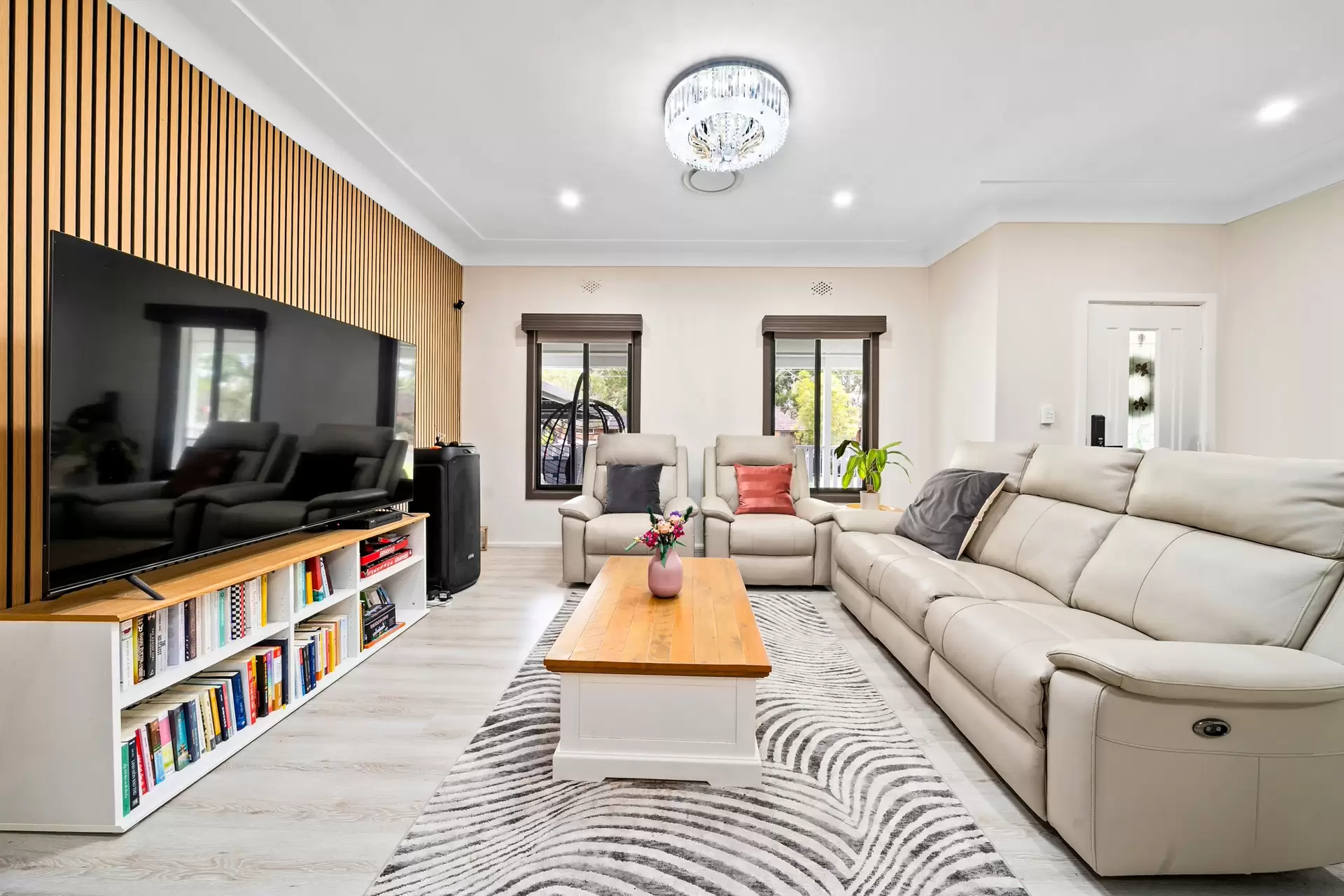196 Belar Avenue, Villawood Sold by Richard Matthews Real Estate - image 2