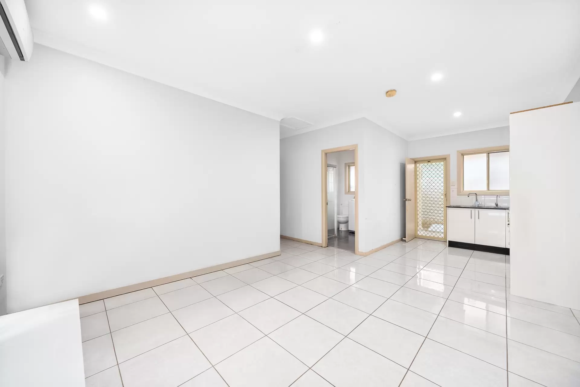 87 Oxford Avenue, Bankstown Sold by Richard Matthews Real Estate - image 5