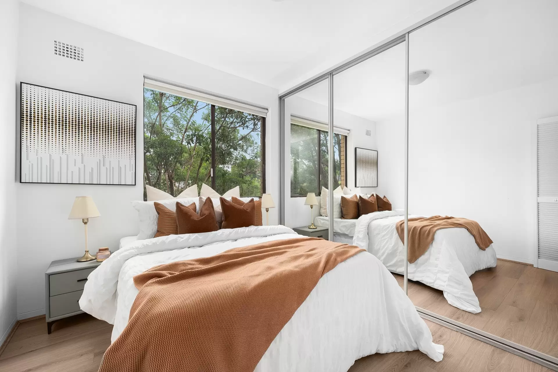 8/41 The Crescent, Homebush Sold by Richard Matthews Real Estate - image 3