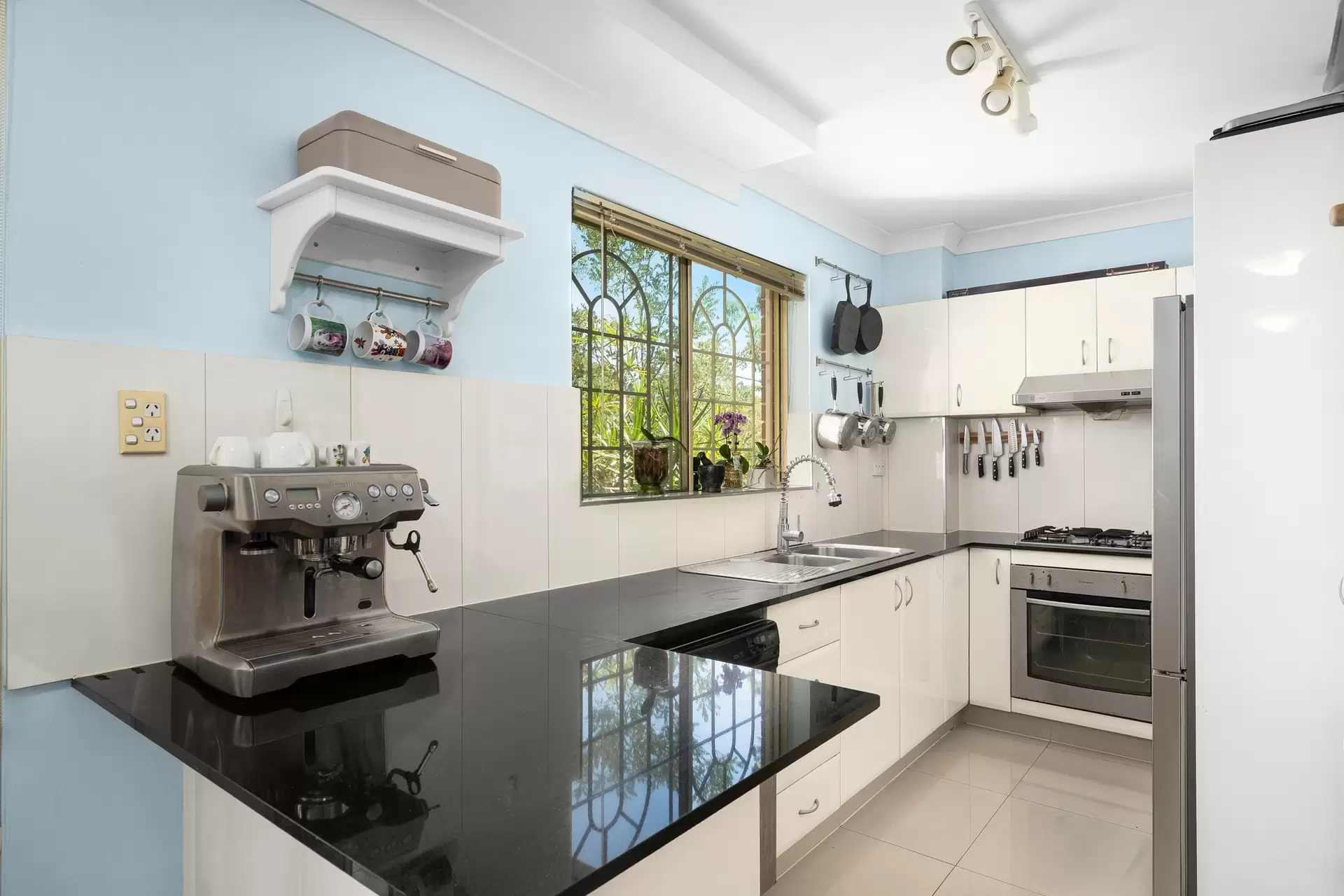 12/20 Fitzgerald Crescent, Strathfield Sold by Richard Matthews Real Estate - image 2