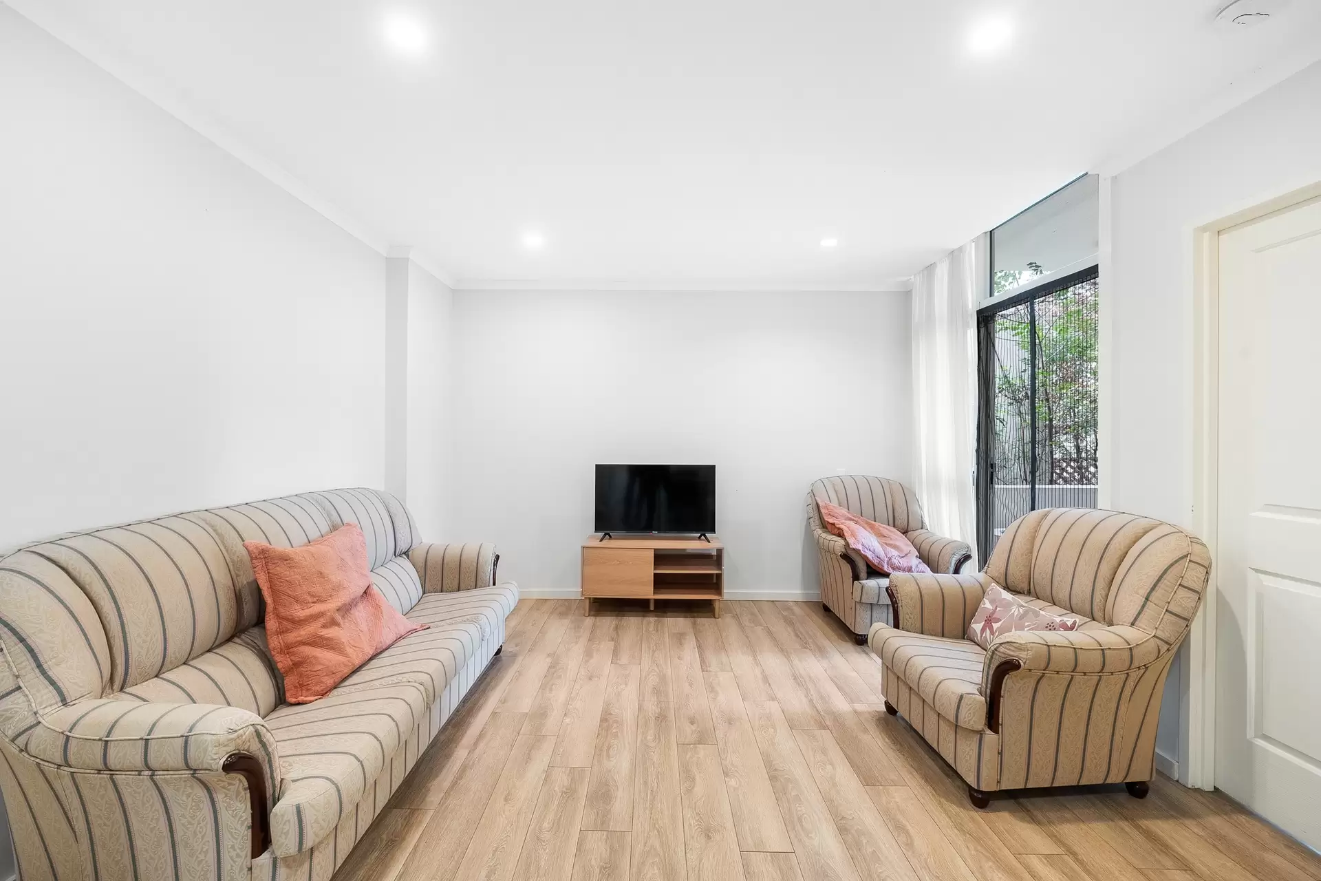 7/1 Forest Grove, Epping For Sale by Richard Matthews Real Estate - image 2