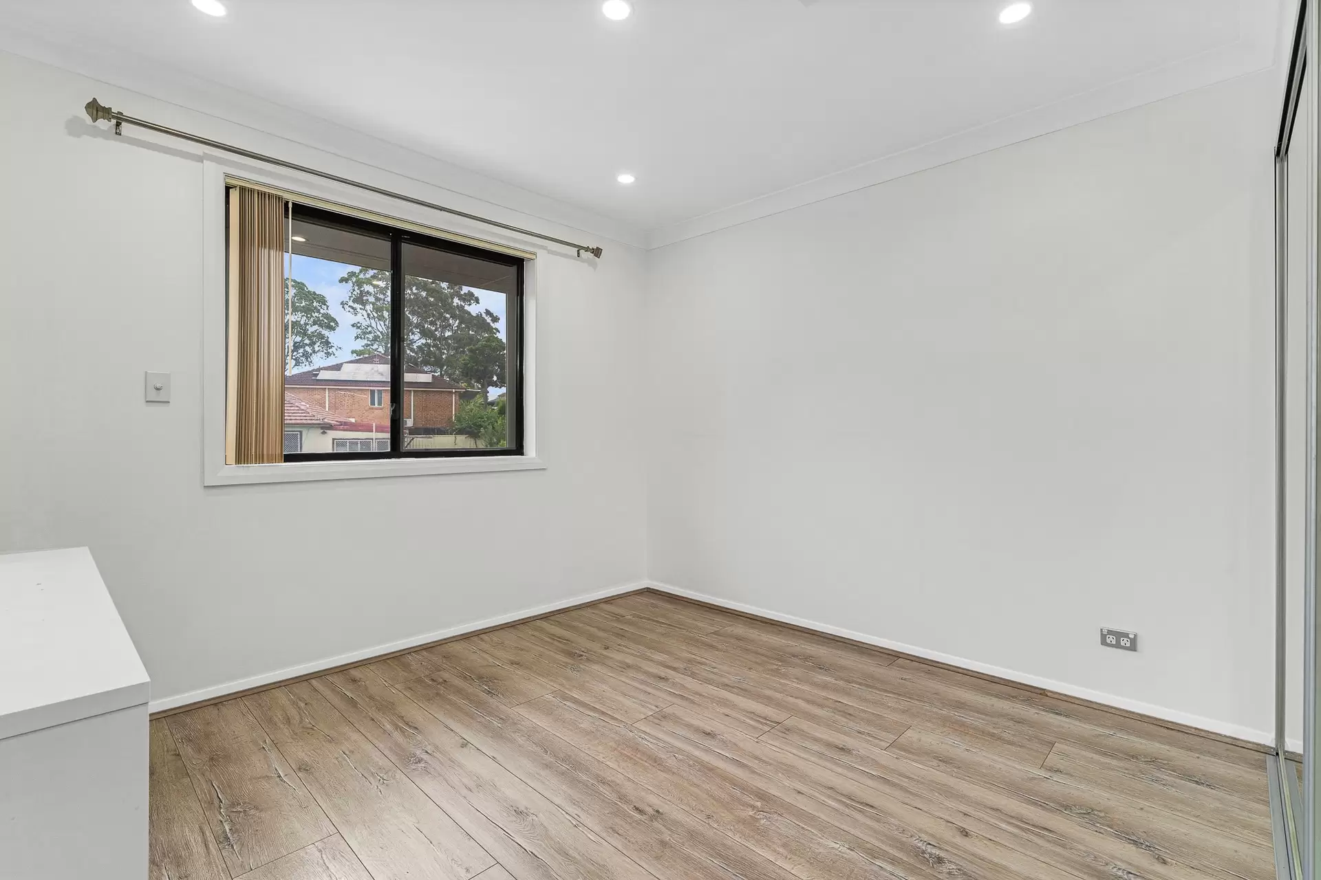 4a Ian Crescent, Chester Hill Leased by Richard Matthews Real Estate - image 3