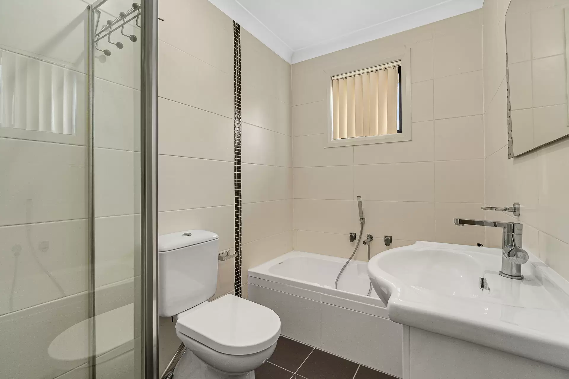 4a Ian Crescent, Chester Hill Leased by Richard Matthews Real Estate - image 7