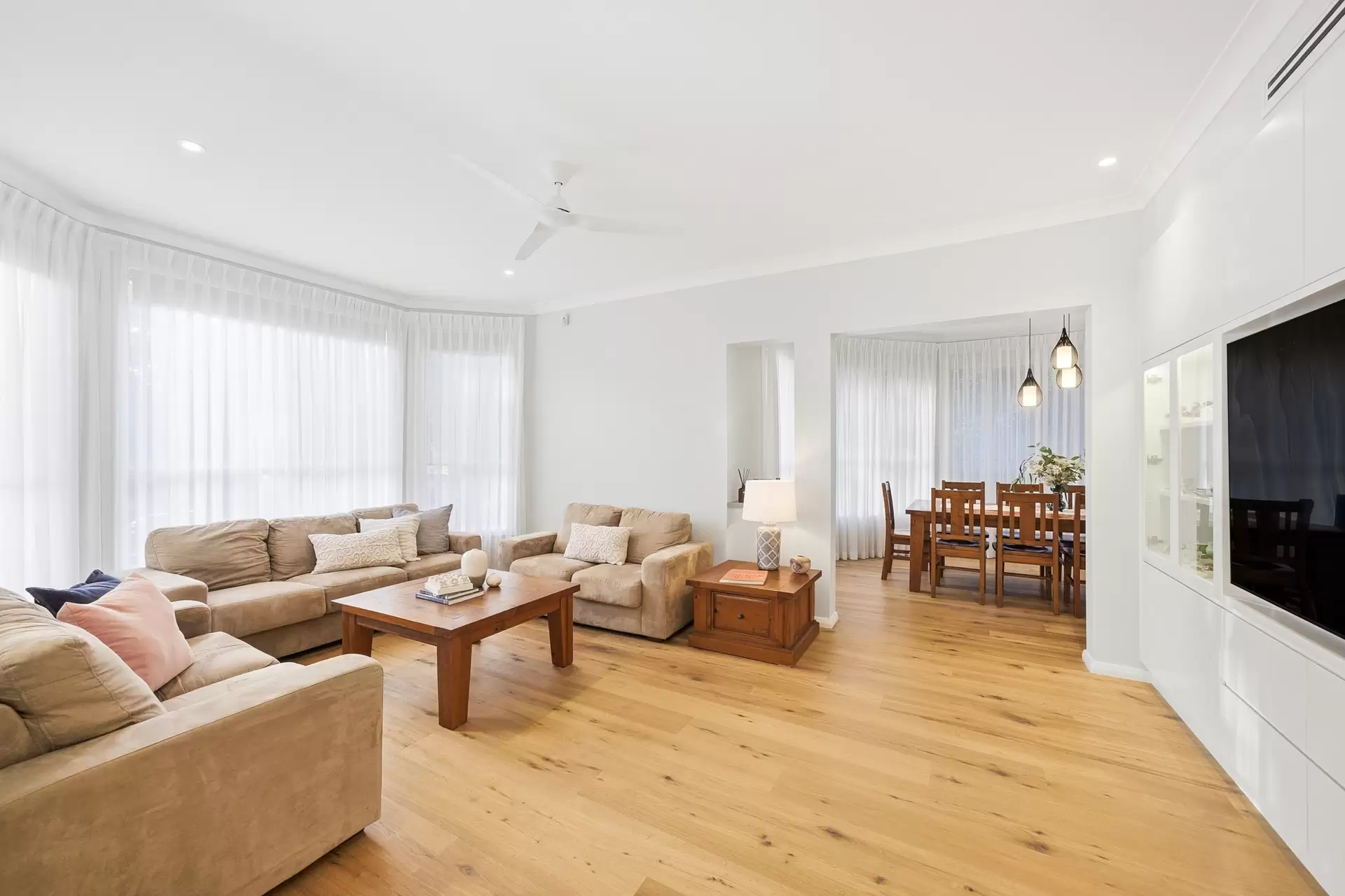 22 Hodgson Crescent, Baulkham Hills Sold by Richard Matthews Real Estate - image 7